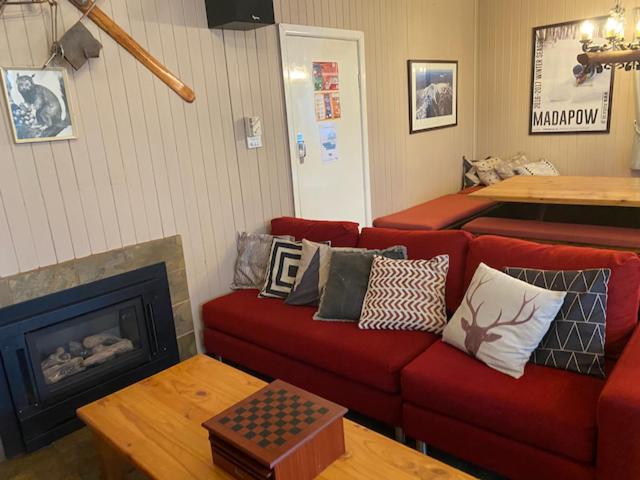Nutcracker Ski Club