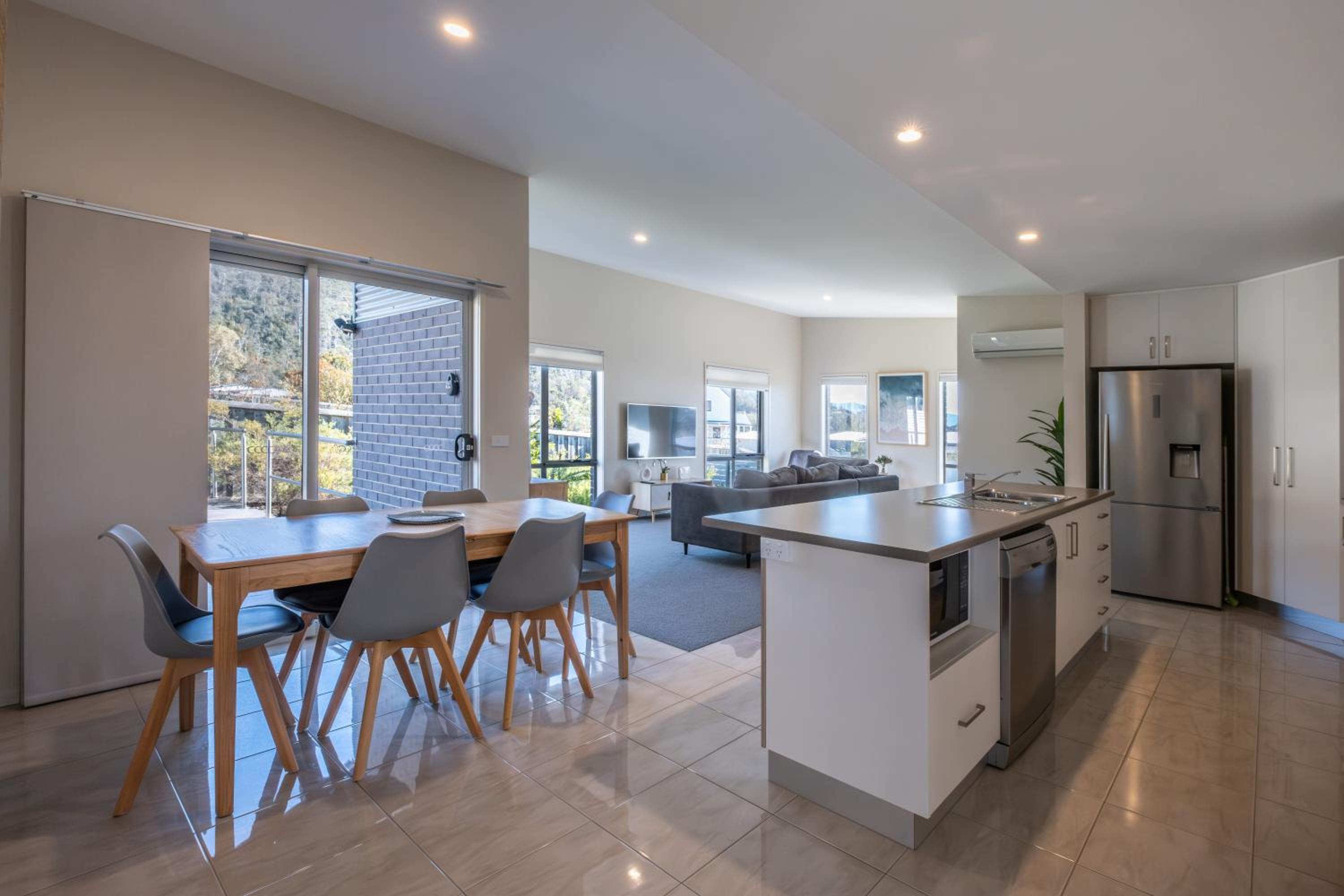 Modern Holiday House