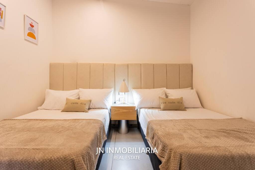 Luxury Cabin with Jacuzzi - 3min Airport JMC