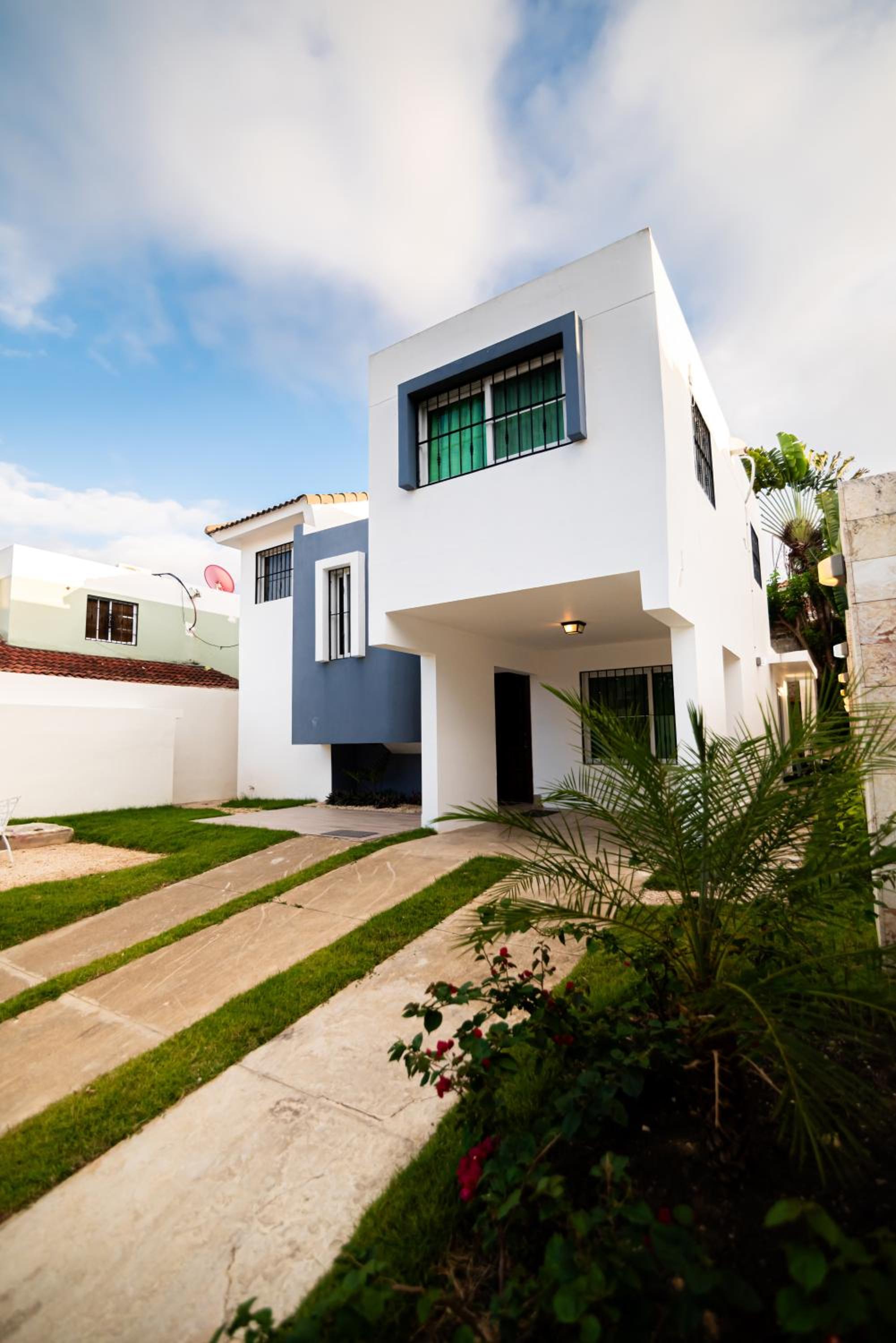 Villa Lugo Lahoz