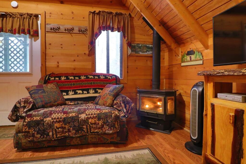 Cute updated Mountain Cabin fireplace #3 view 5