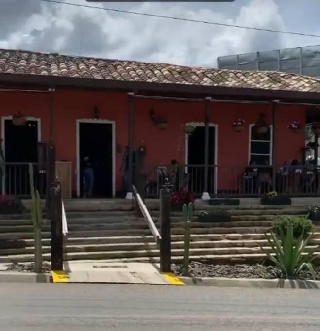 Espectacular Apartamento 2 minutos del JMC Nuevo