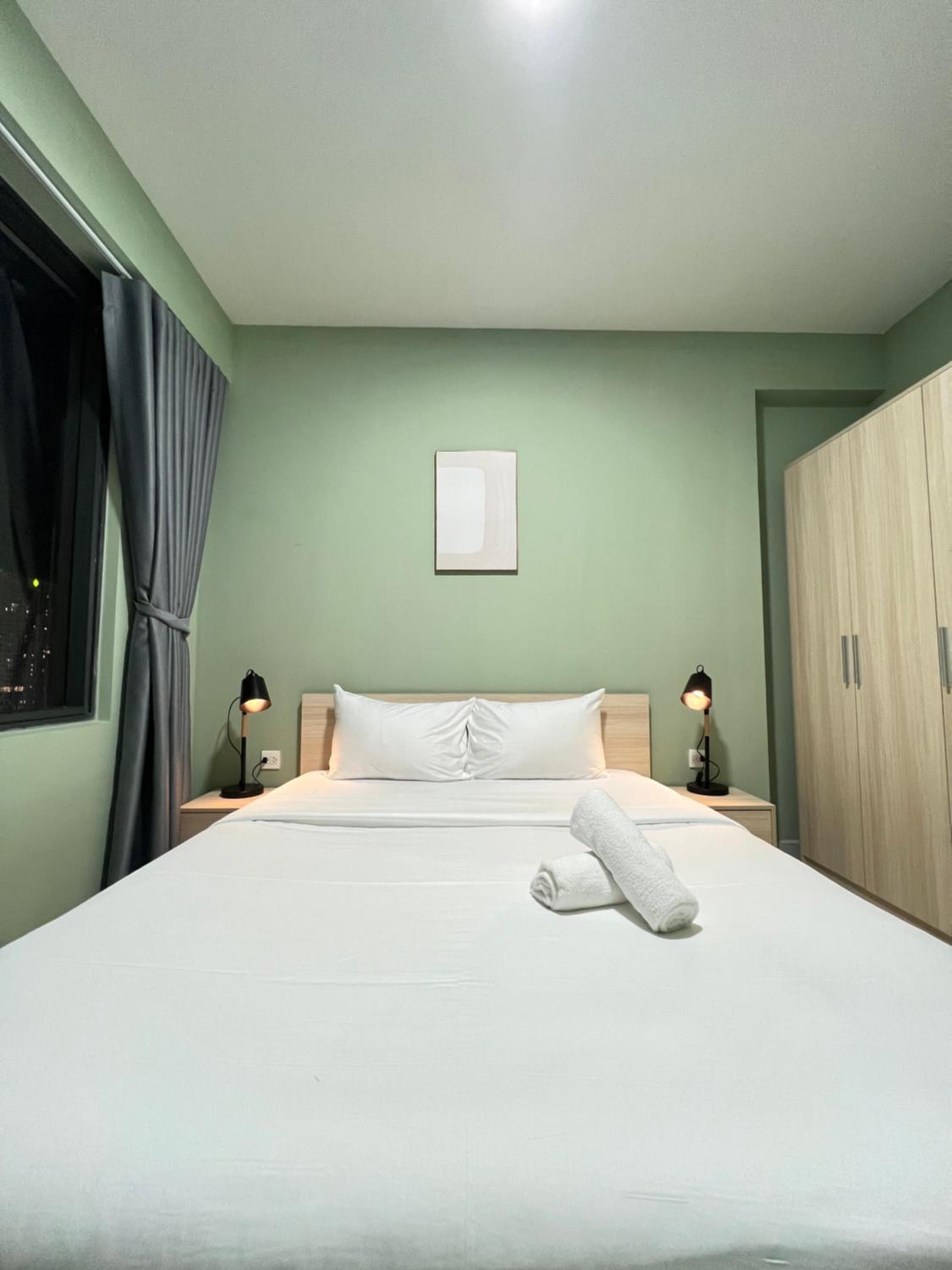 PROStay SOHO Residence Near Bui Vien Walking Street - Central HCMc HAR 2