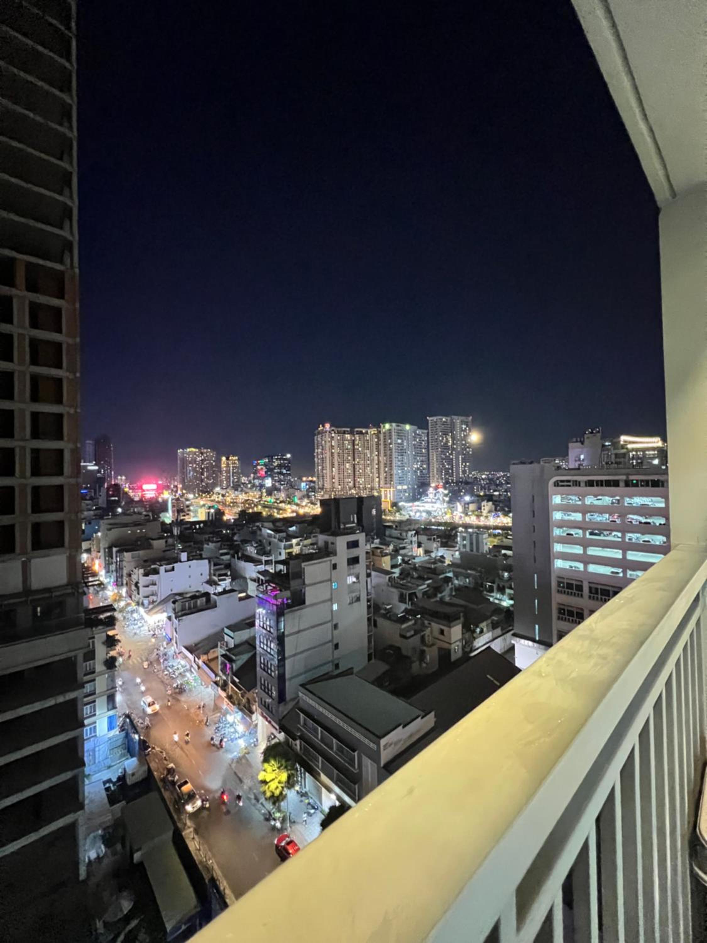 PROStay SOHO Residence Near Bui Vien Walking Street - Central HCMc HAR 2