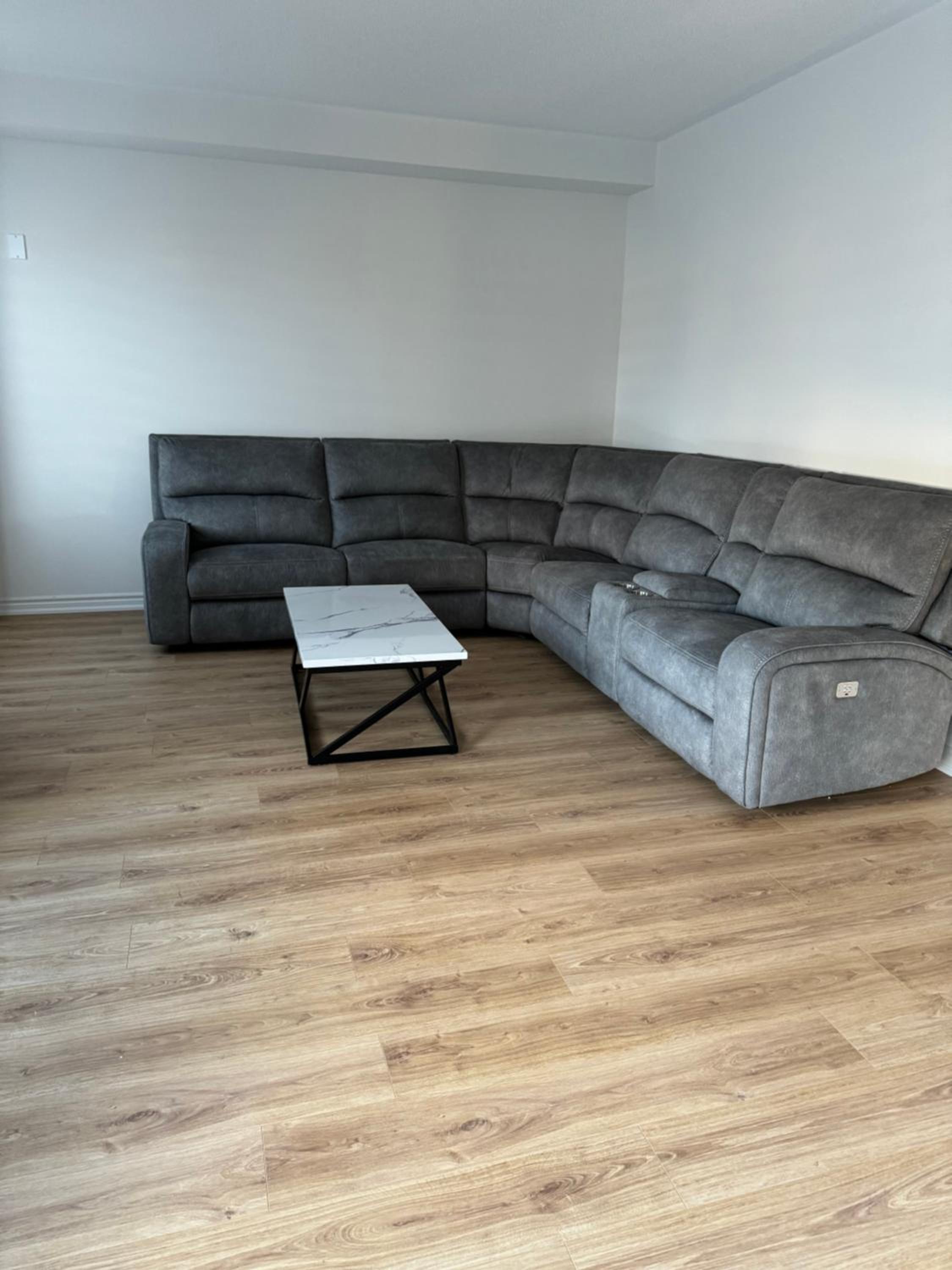 Spacious House in Cobourg