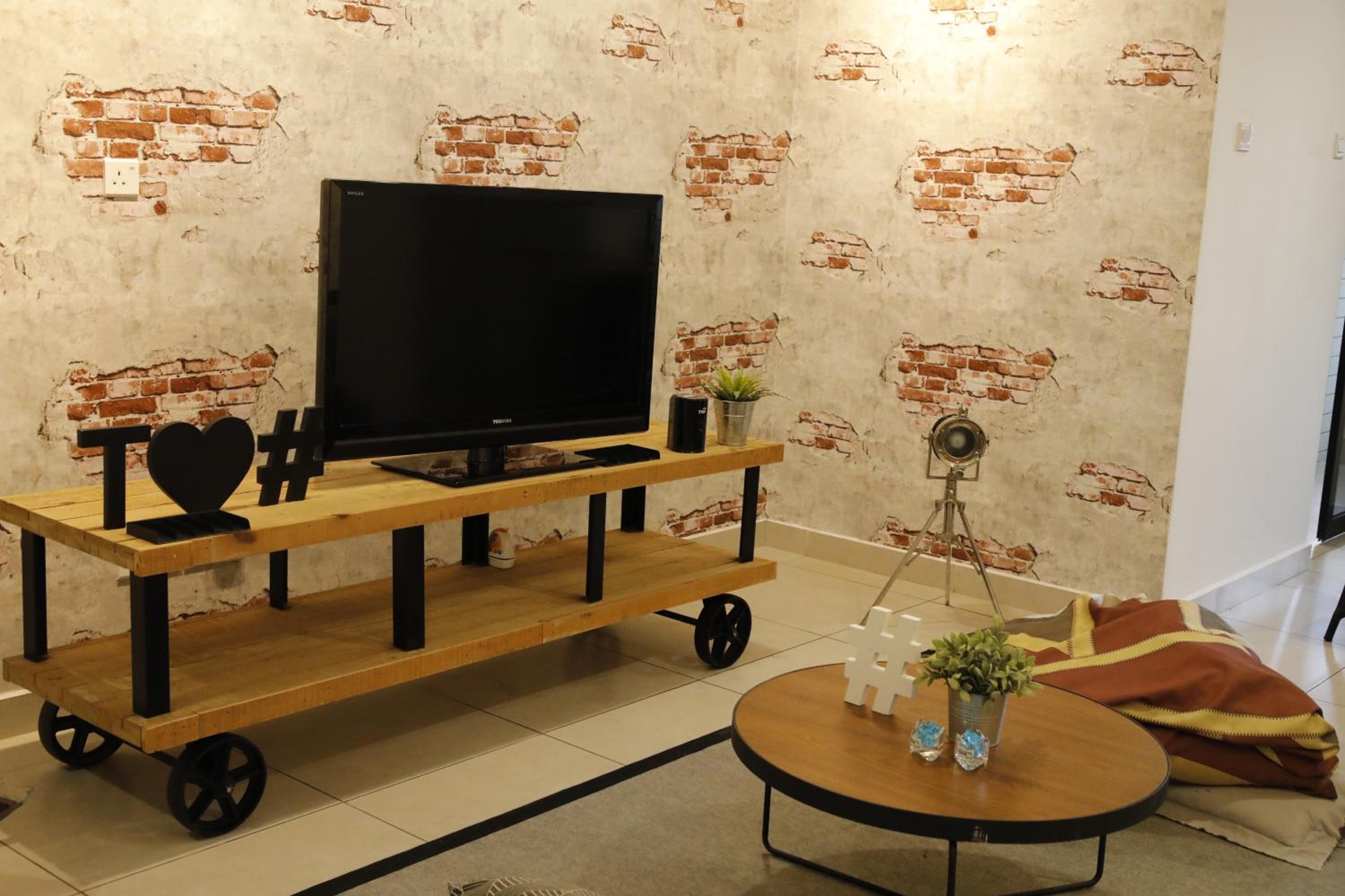 Flexus Signature Suite by Widebed