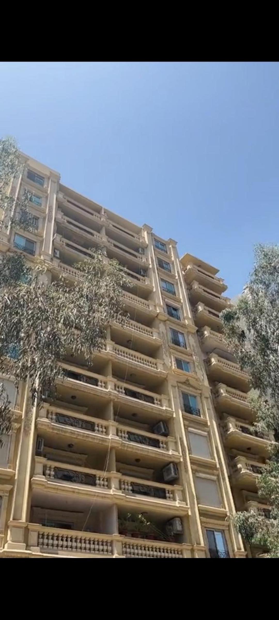 Luxury apartments Mohandisem 703