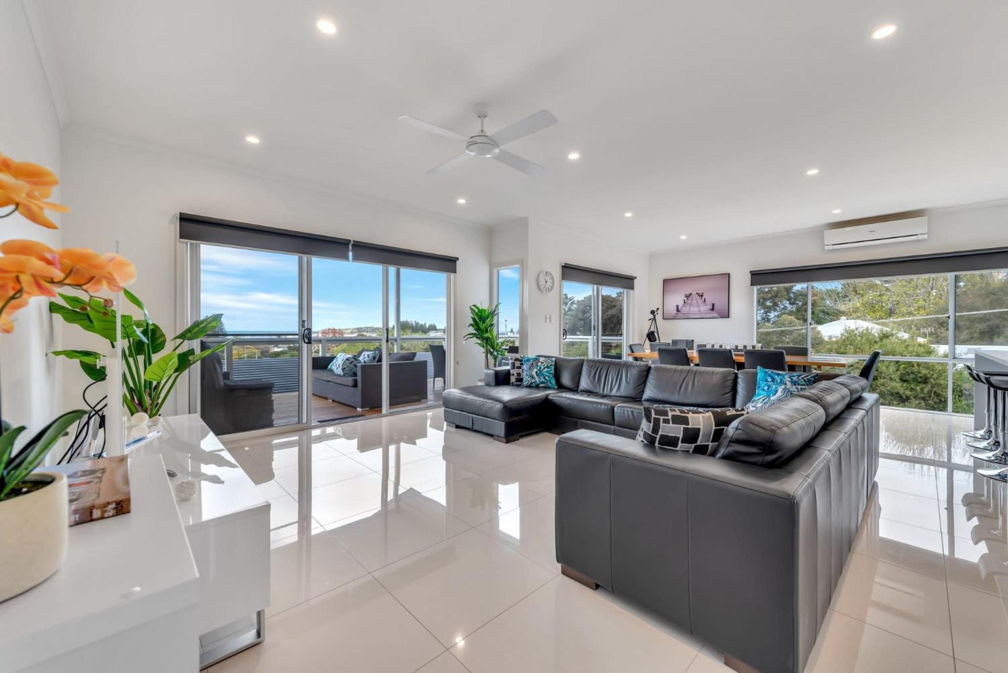 Modern Elegance 27 Breckan Ave Victor Harbor