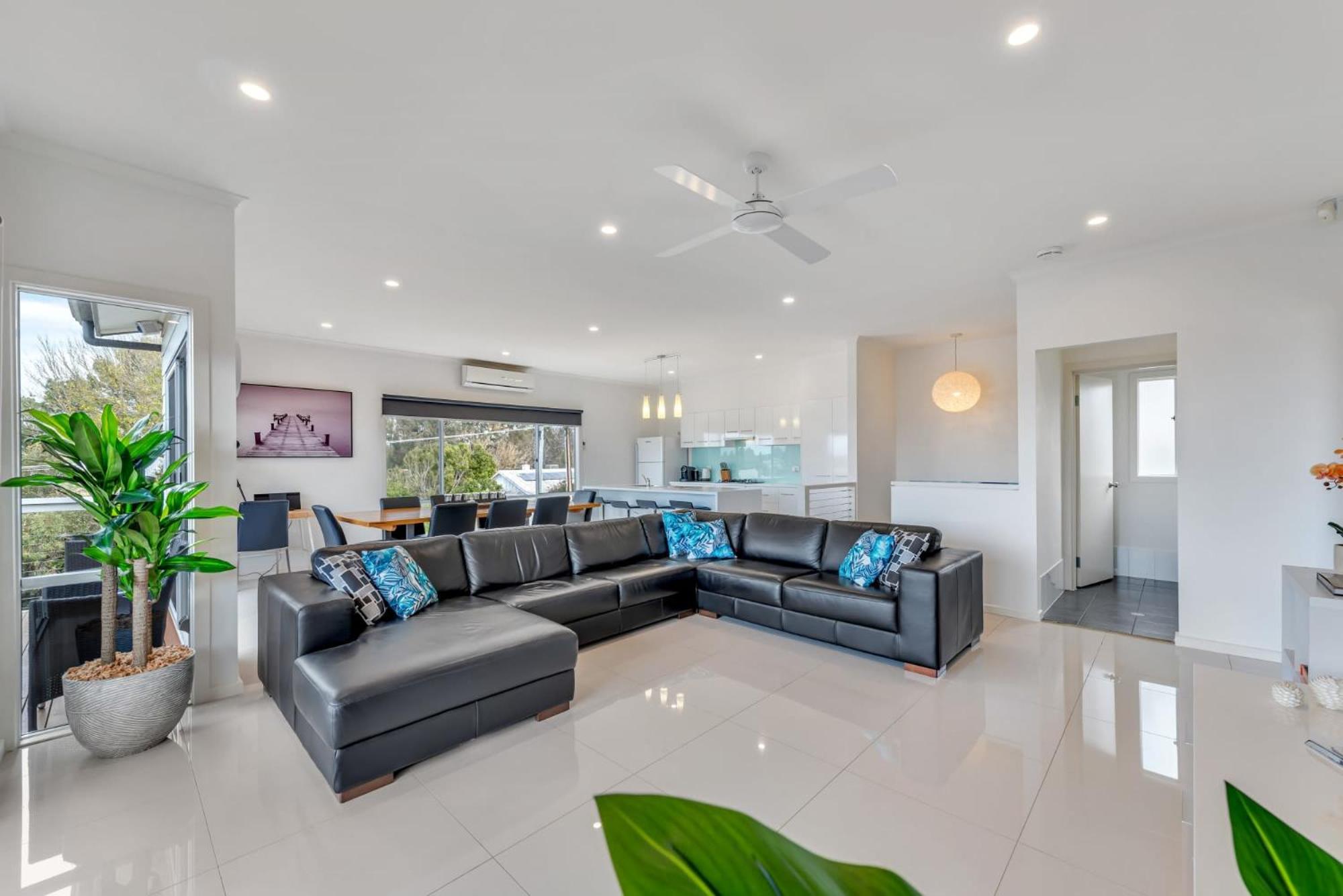 Modern Elegance 27 Breckan Ave Victor Harbor