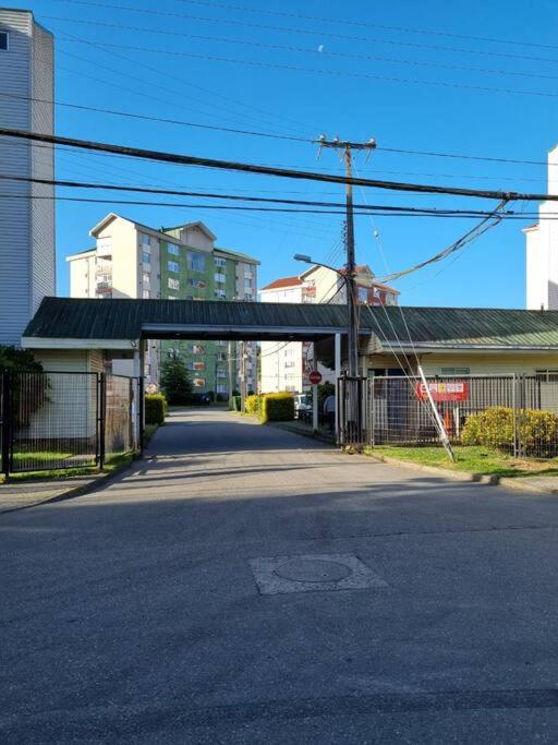 Departamento con estacionamiento en condominio
