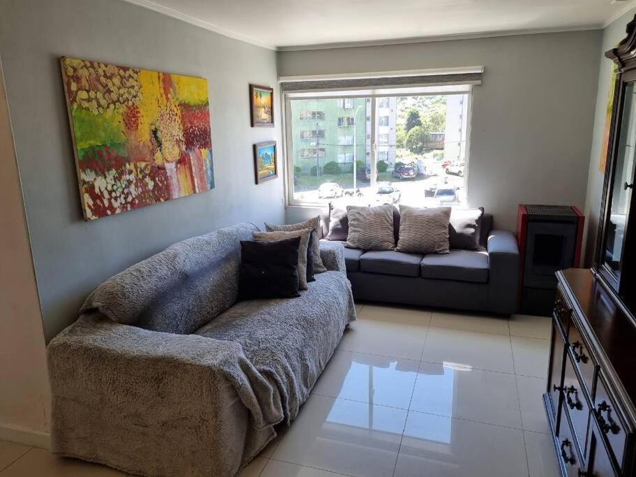 Departamento con estacionamiento en condominio