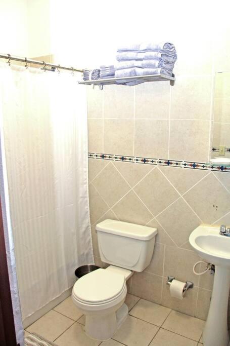 La Placita, Best Location and Value, Sleeps 11 - Property Image 15