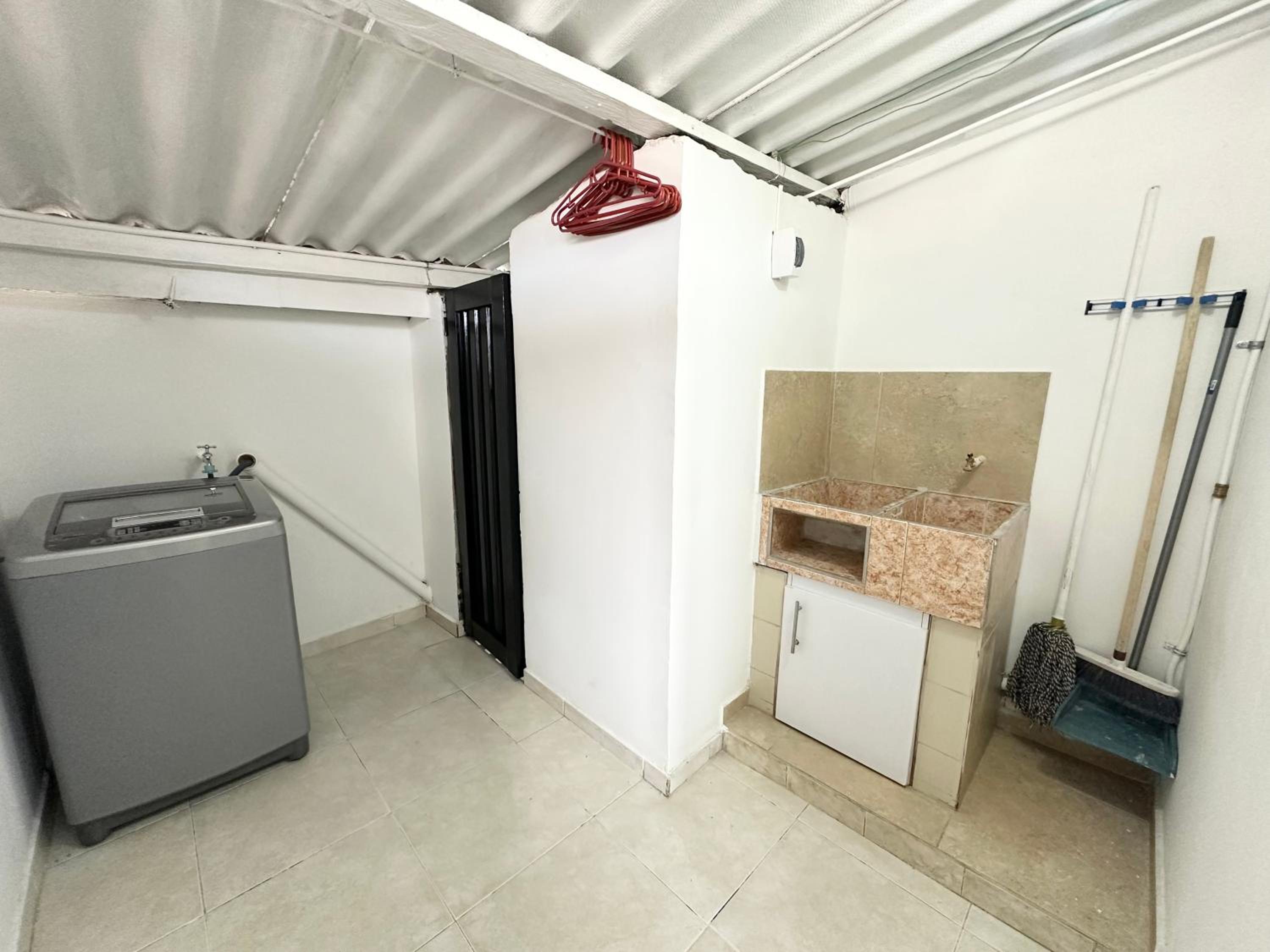 Cómodo Apartamento Cerca Al Aeropuerto