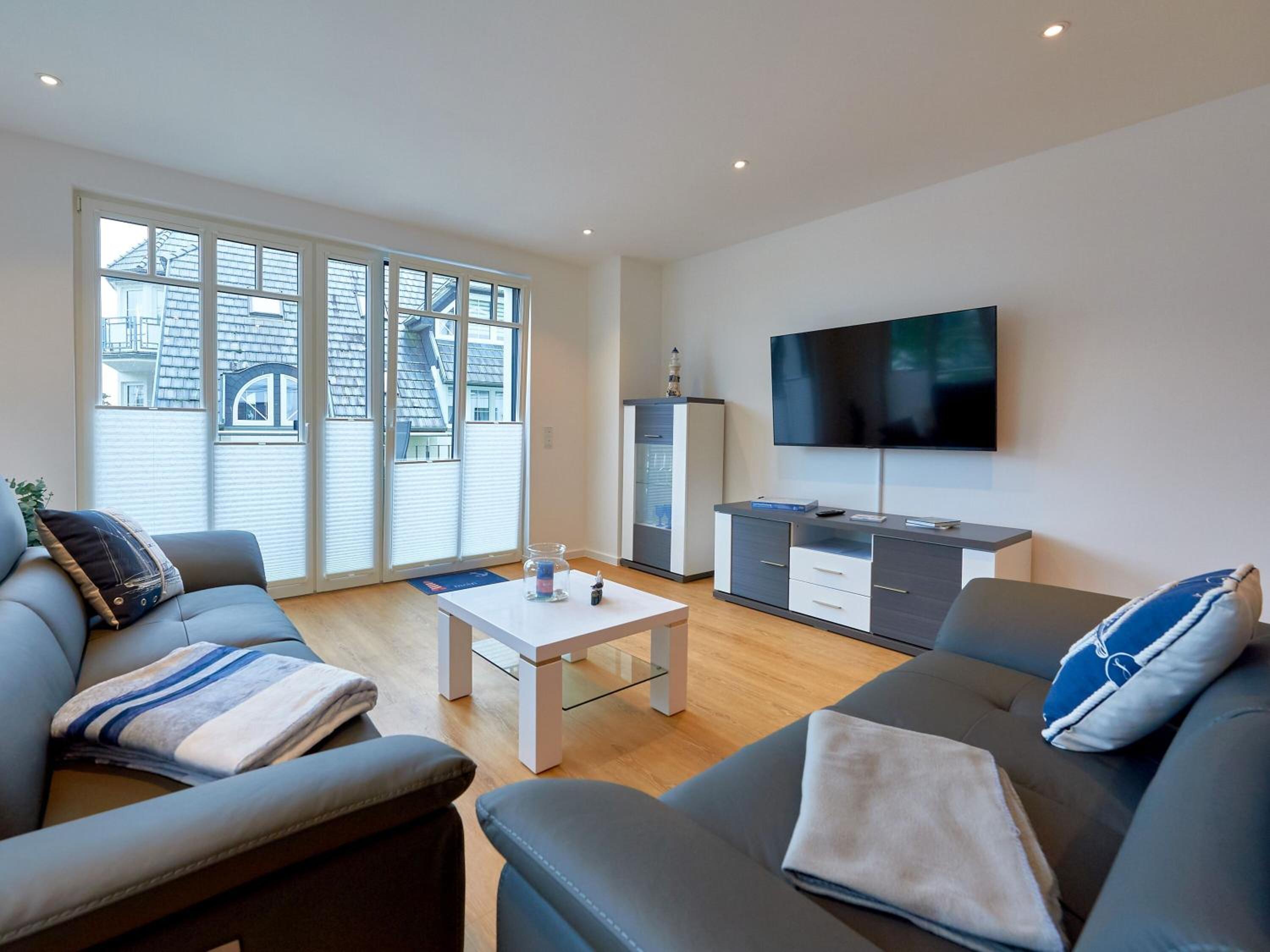 Villa Beatrice in Binz - WG 8 mit Balkon und kleinem Meerblick