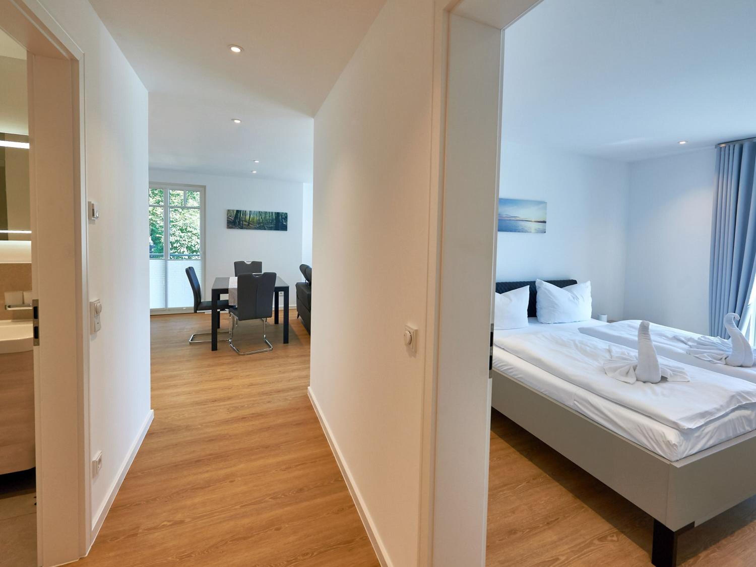 Villa Beatrice in Binz - WG 8 mit Balkon und kleinem Meerblick
