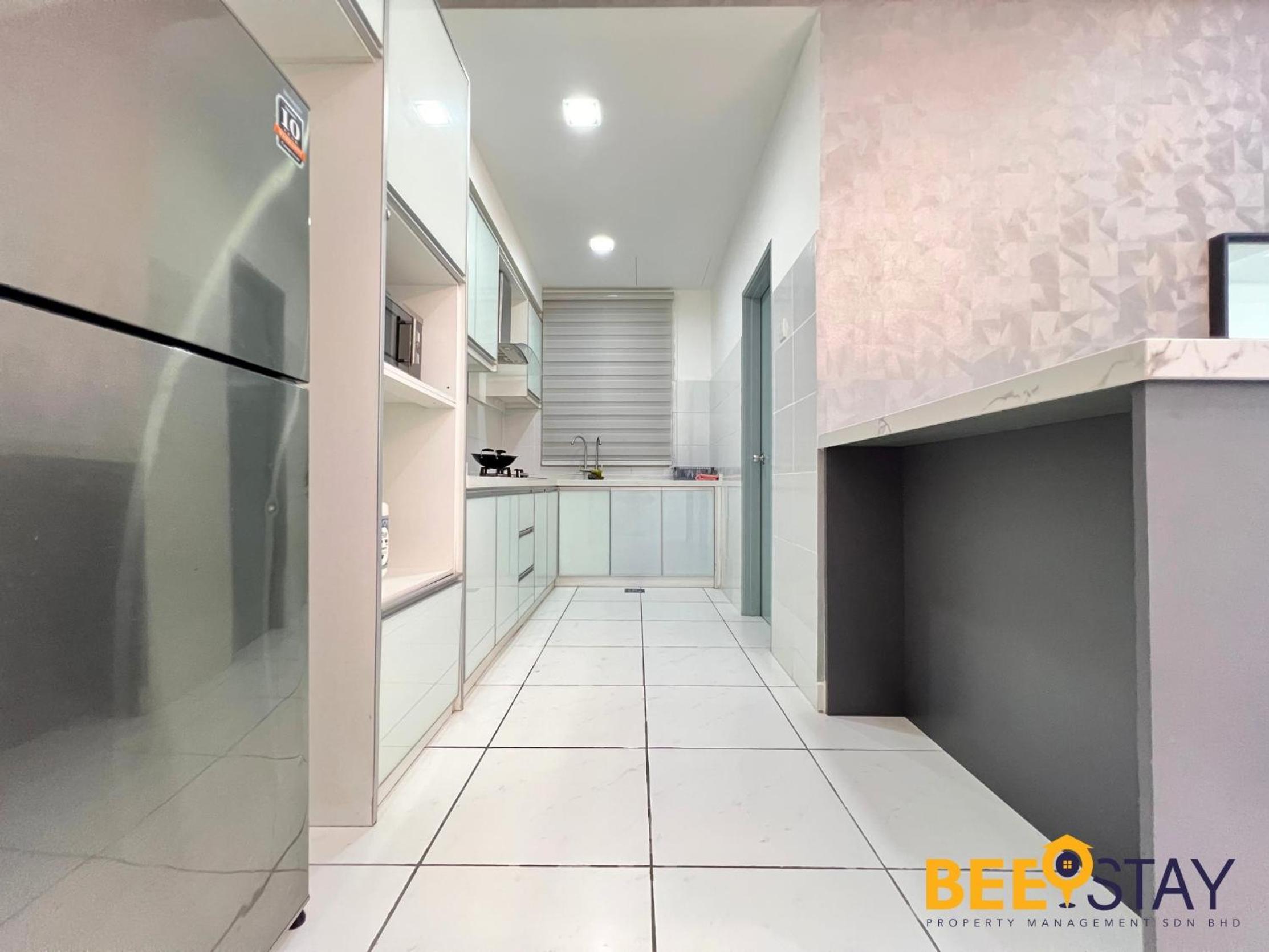 Bandar Saujana Putra 8PAX Residence Pool View