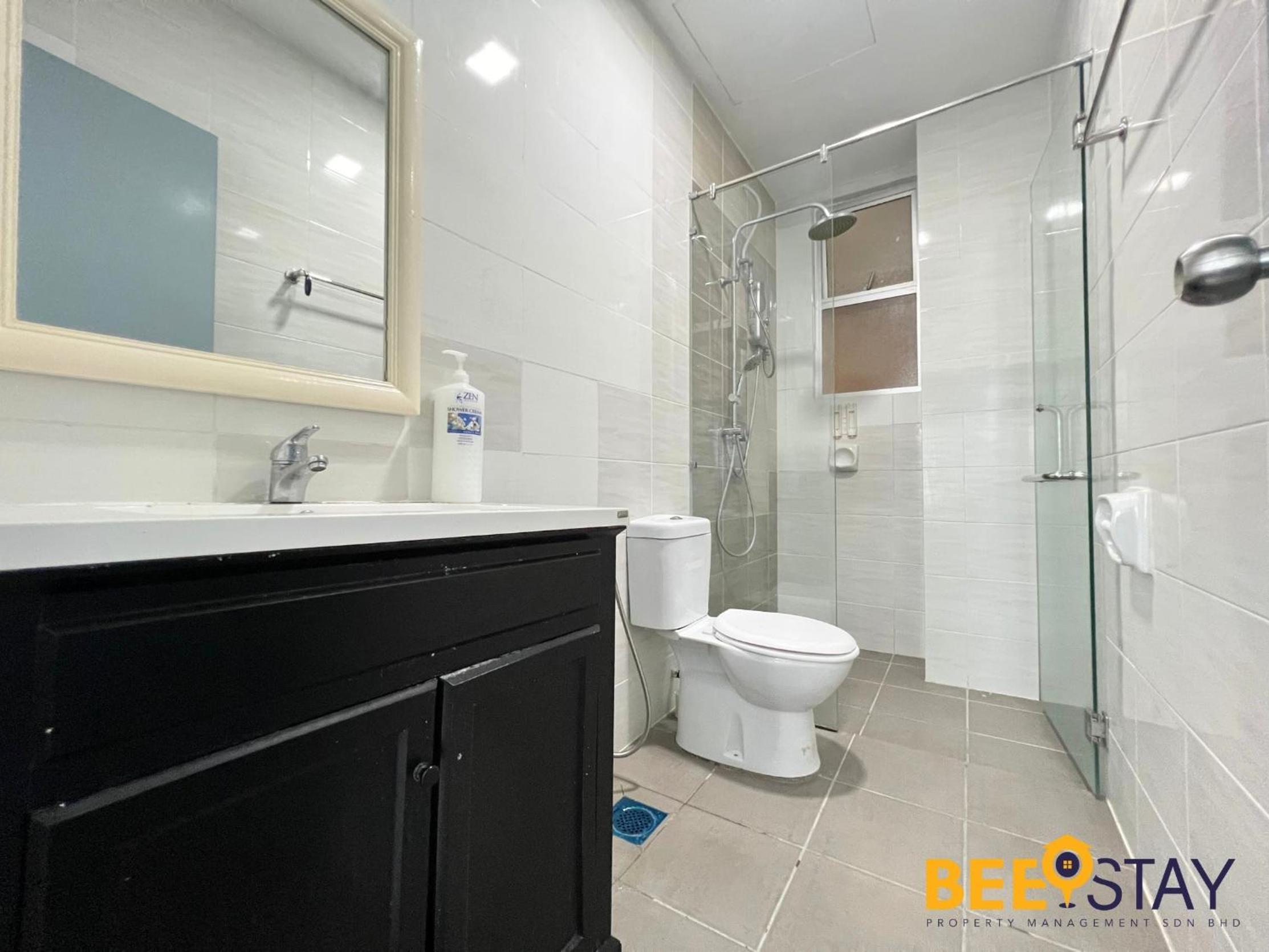 Bandar Saujana Putra 8PAX Residence Pool View