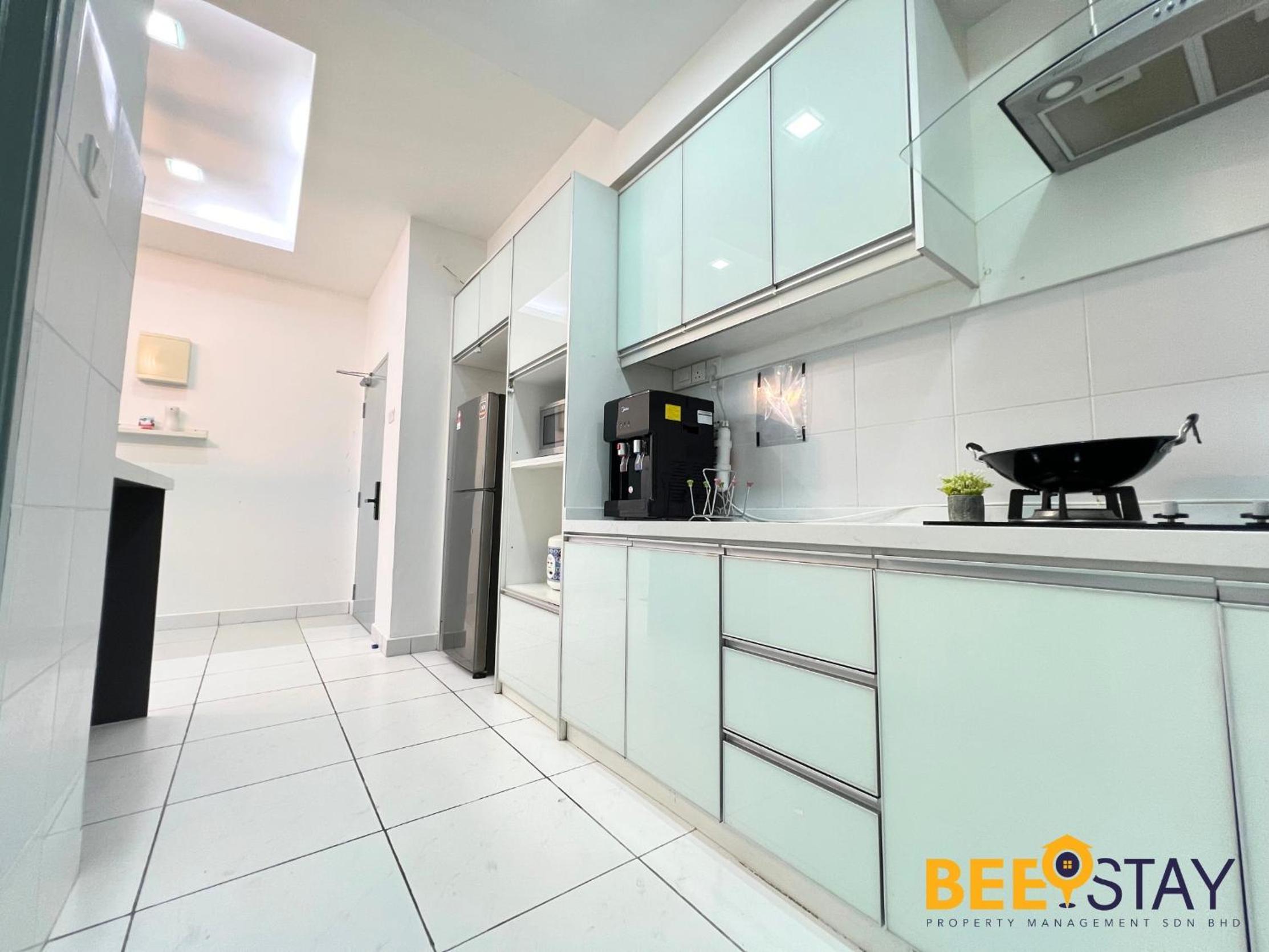 Bandar Saujana Putra 8PAX Residence Pool View