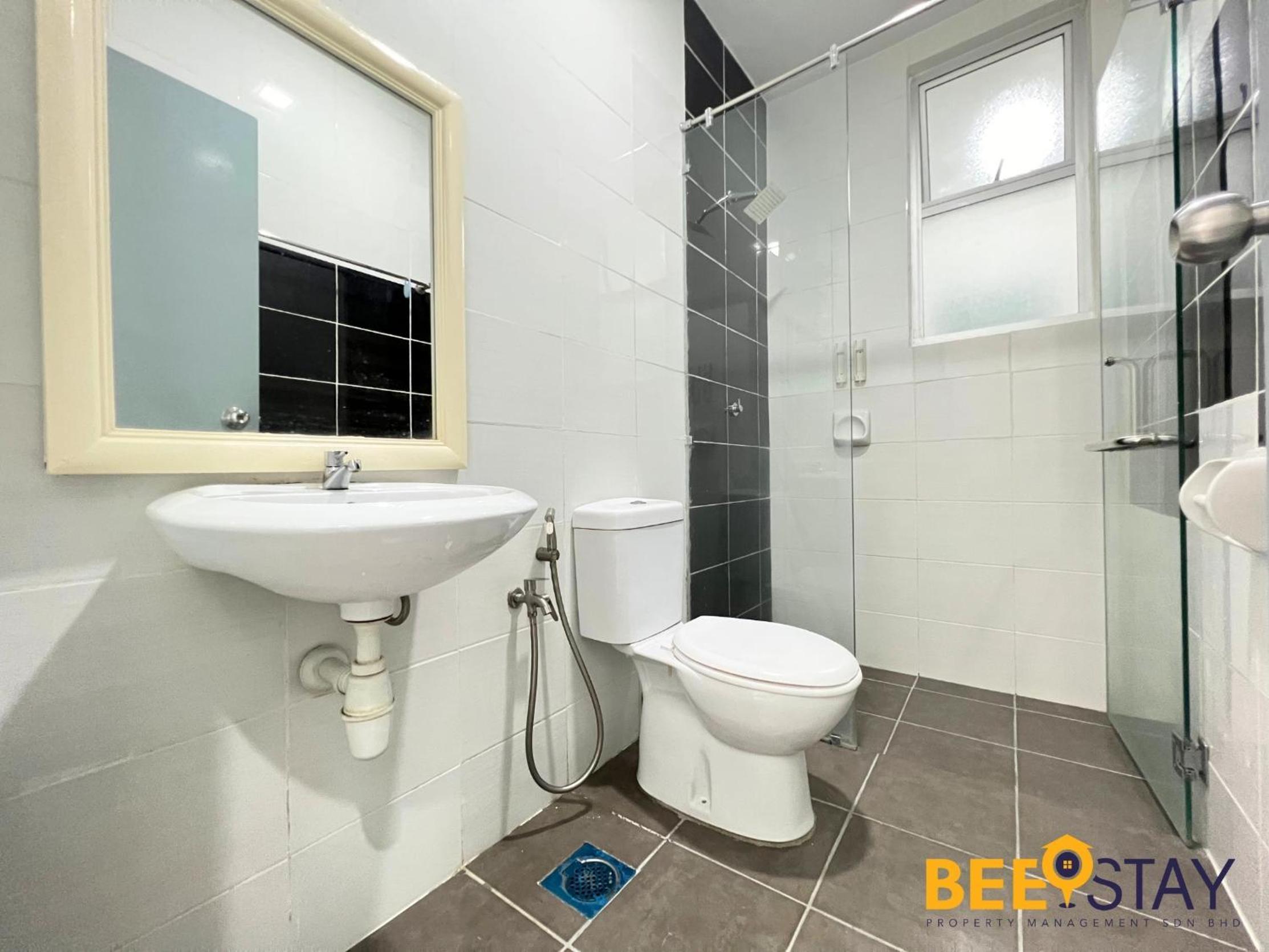 Bandar Saujana Putra 8PAX Residence Pool View