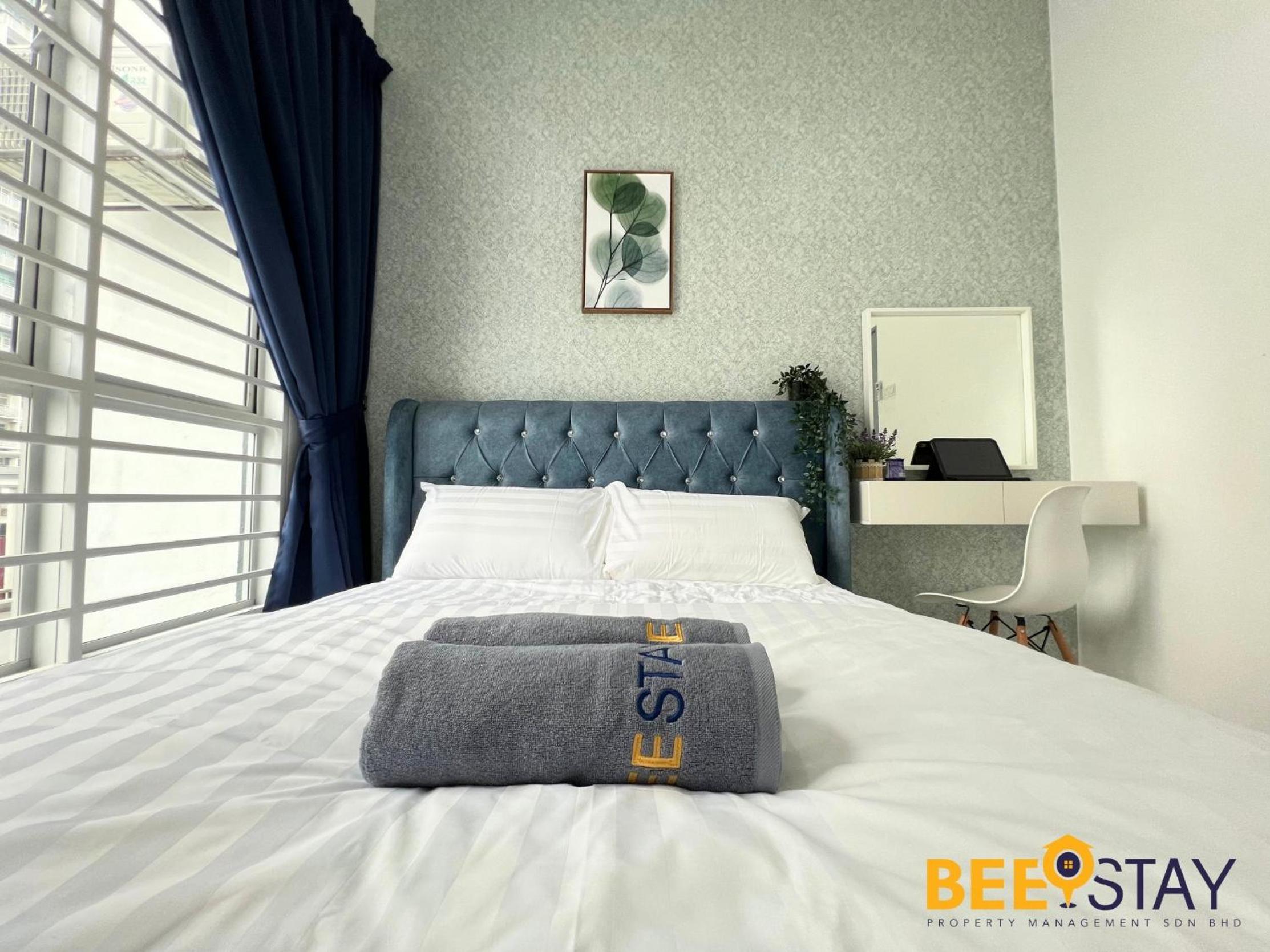 Bandar Saujana Putra 8PAX Residence Pool View