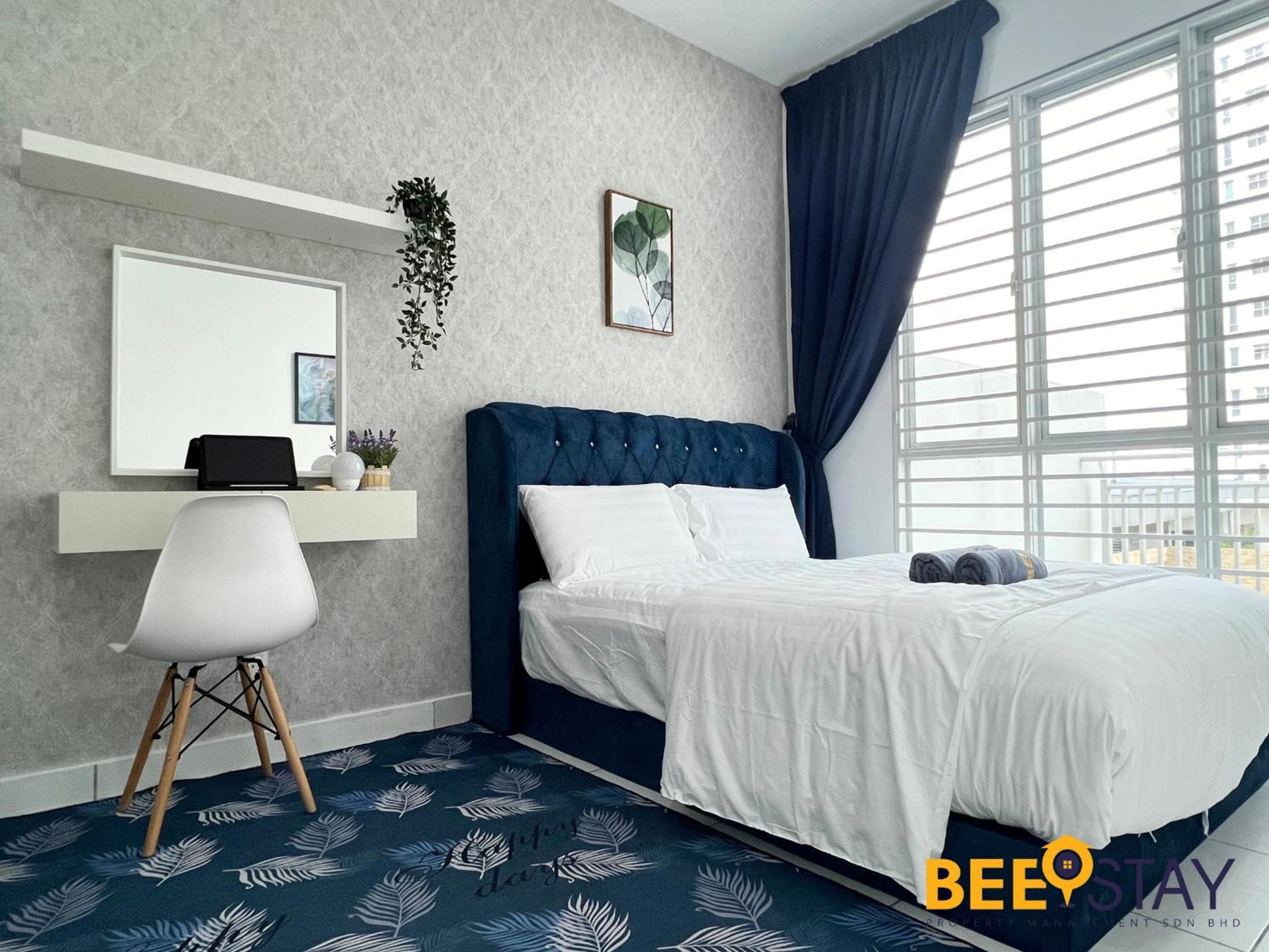 Bandar Saujana Putra 8PAX Residence Pool View