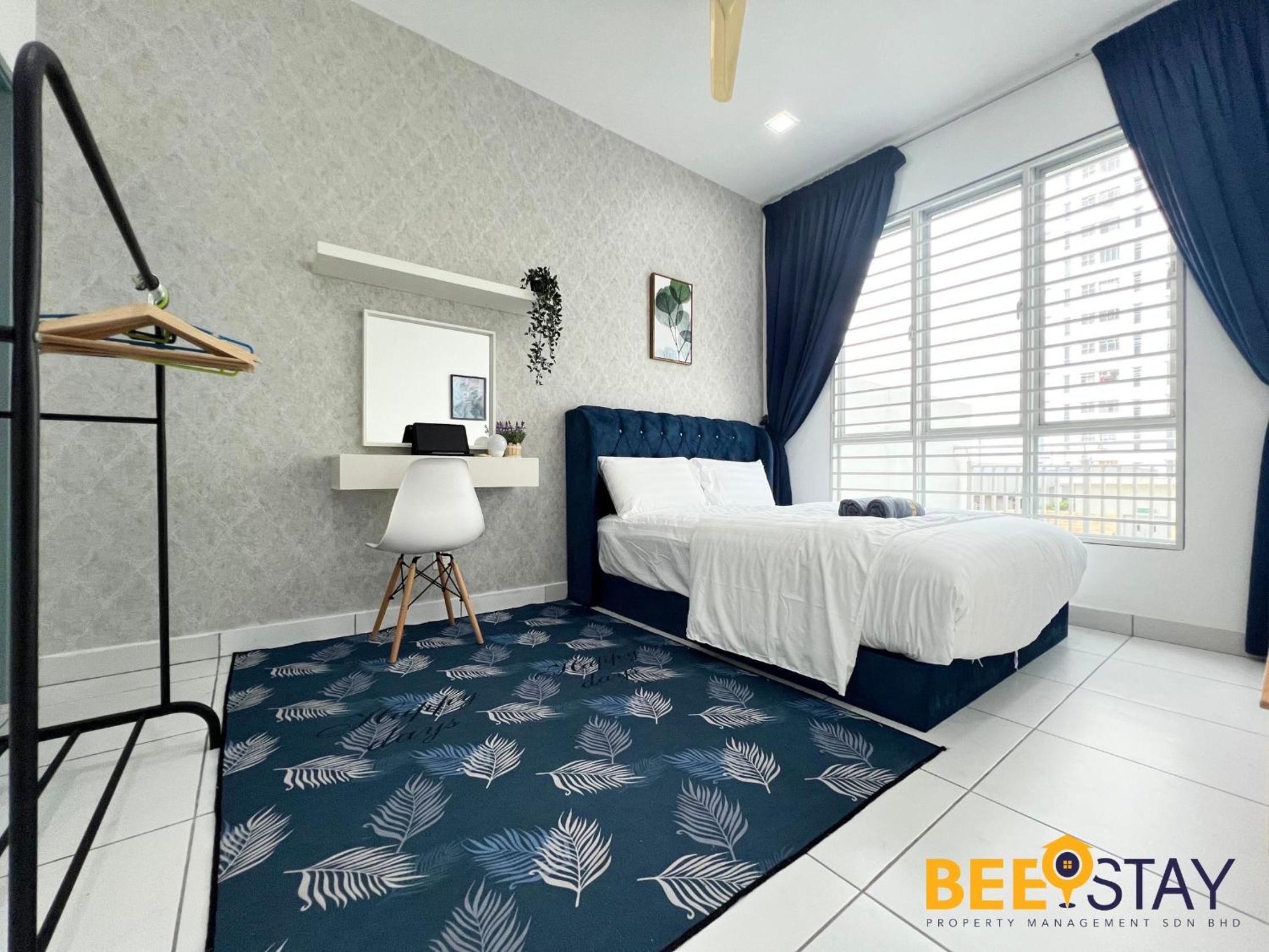 Bandar Saujana Putra 8PAX Residence Pool View