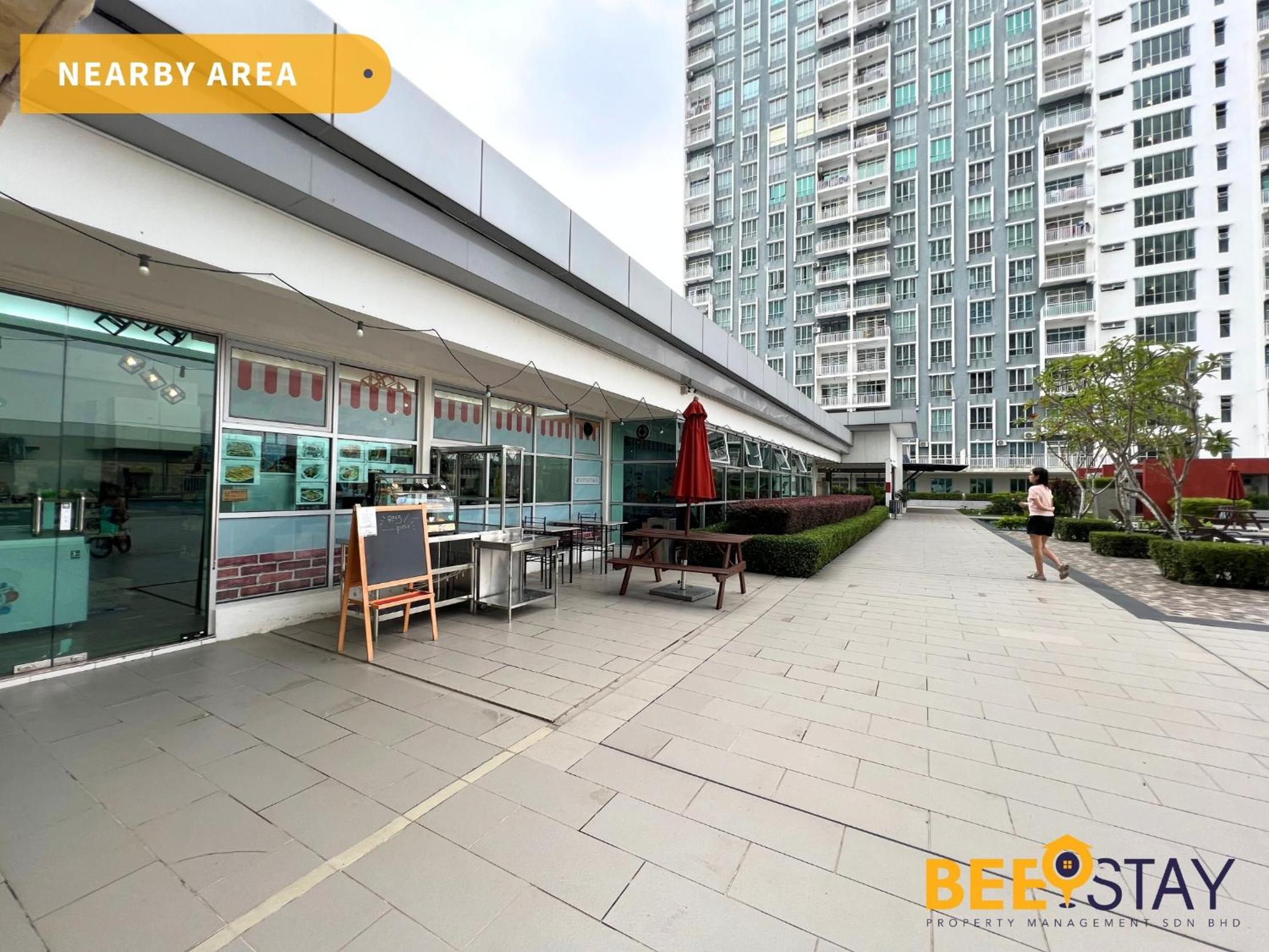 Bandar Saujana Putra 8PAX Residence Pool View