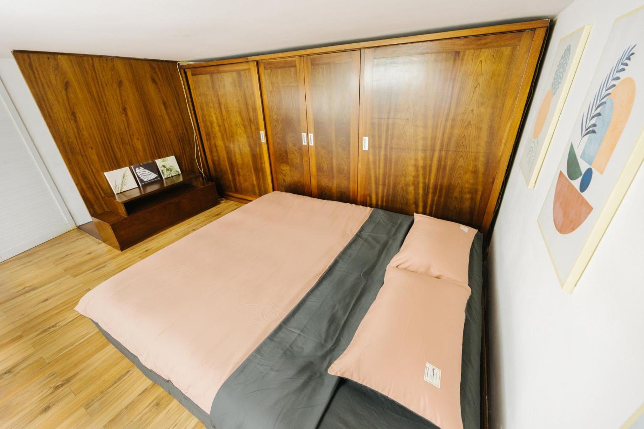 2' to Hoan Kiem Lake Apartment - Heart of Old Quarter - Netflix