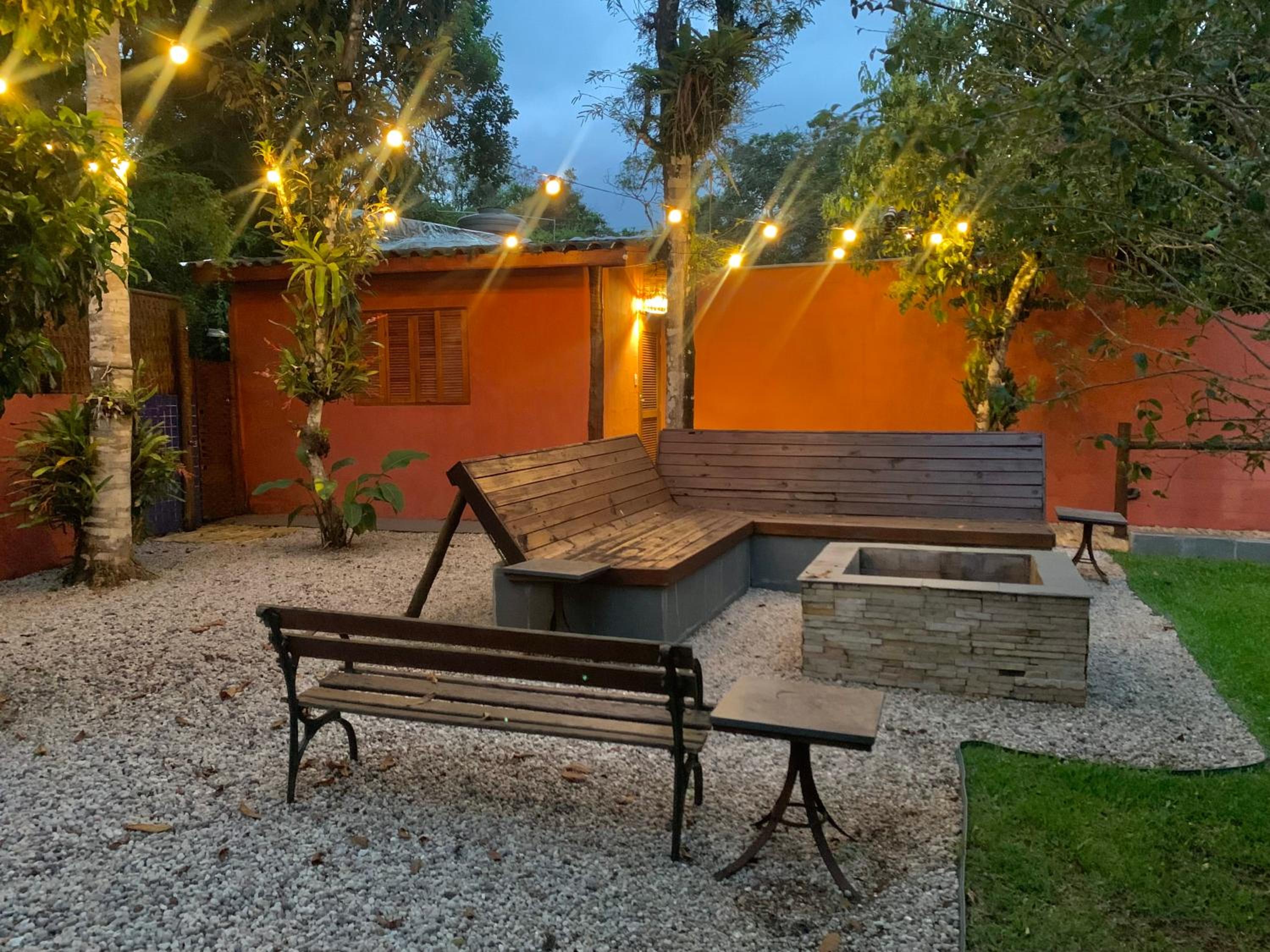 Casa com piscina a poucos minutos da praia