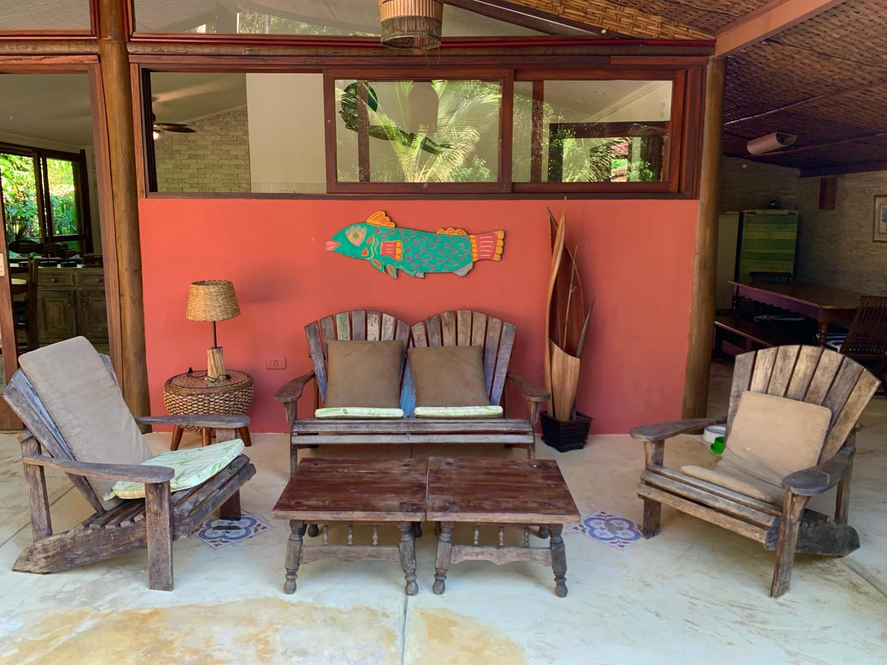 Casa com piscina a poucos minutos da praia