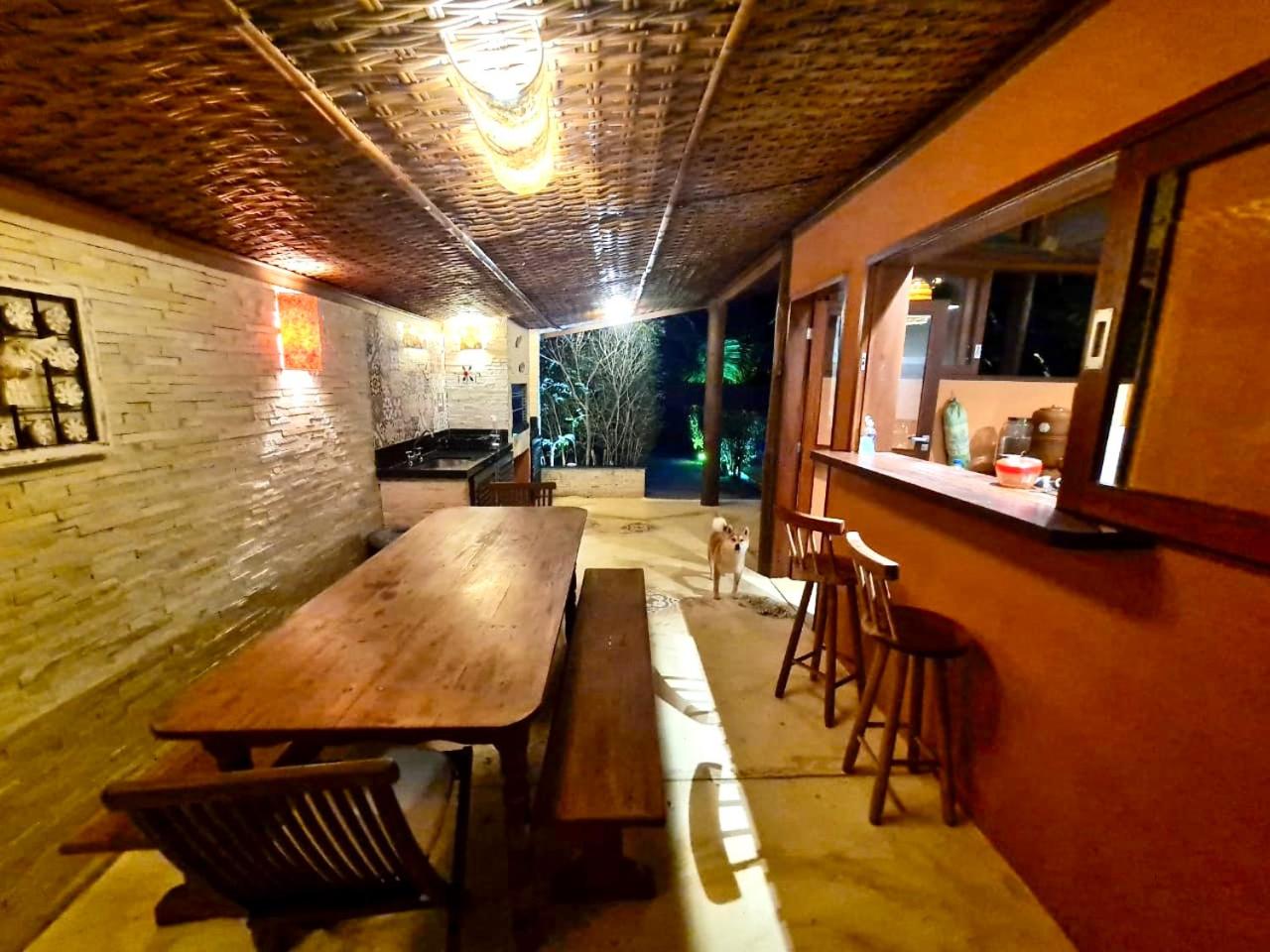 Casa com piscina a poucos minutos da praia