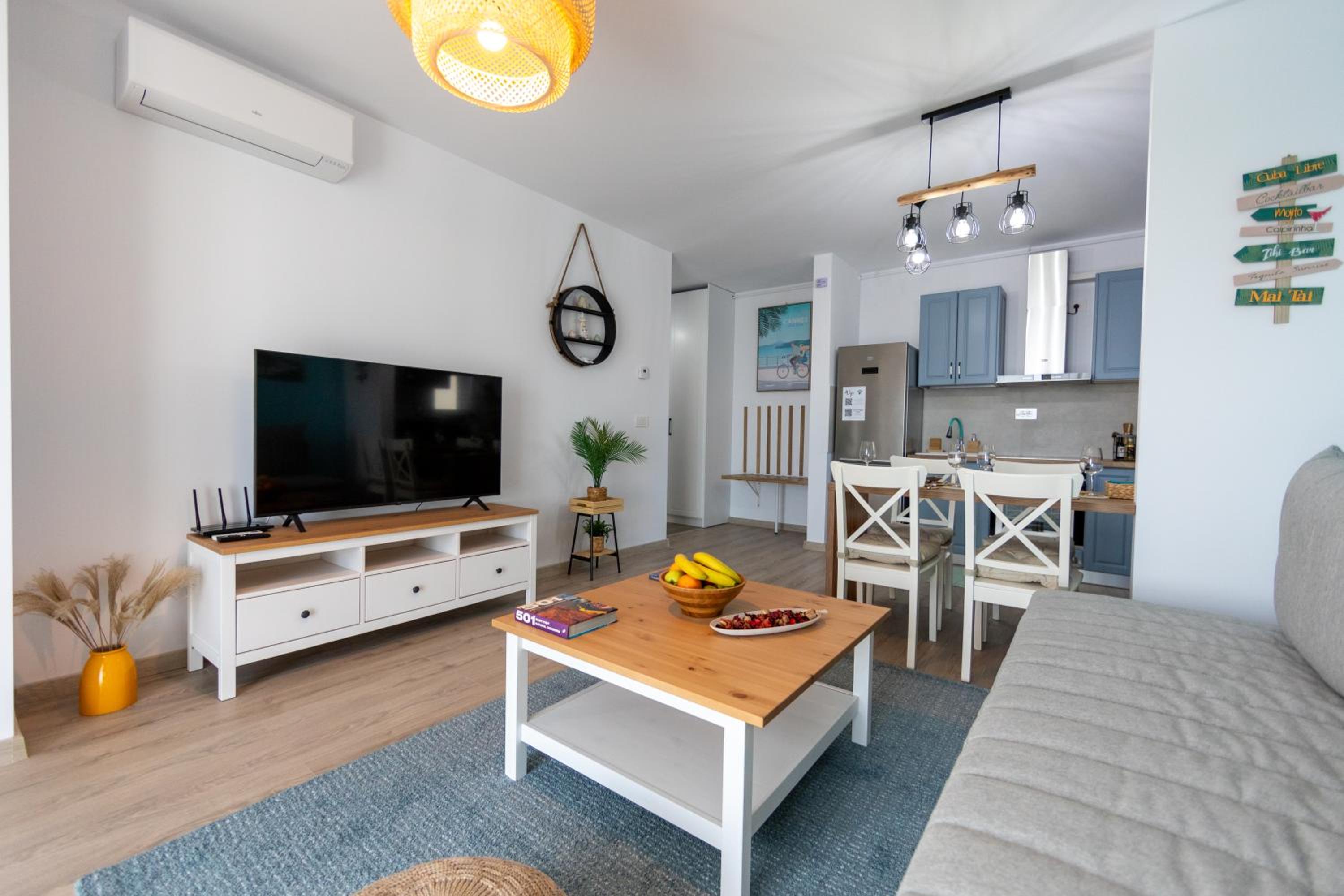 A & A Turquoise City View Apartment - By OpenHouse view 3