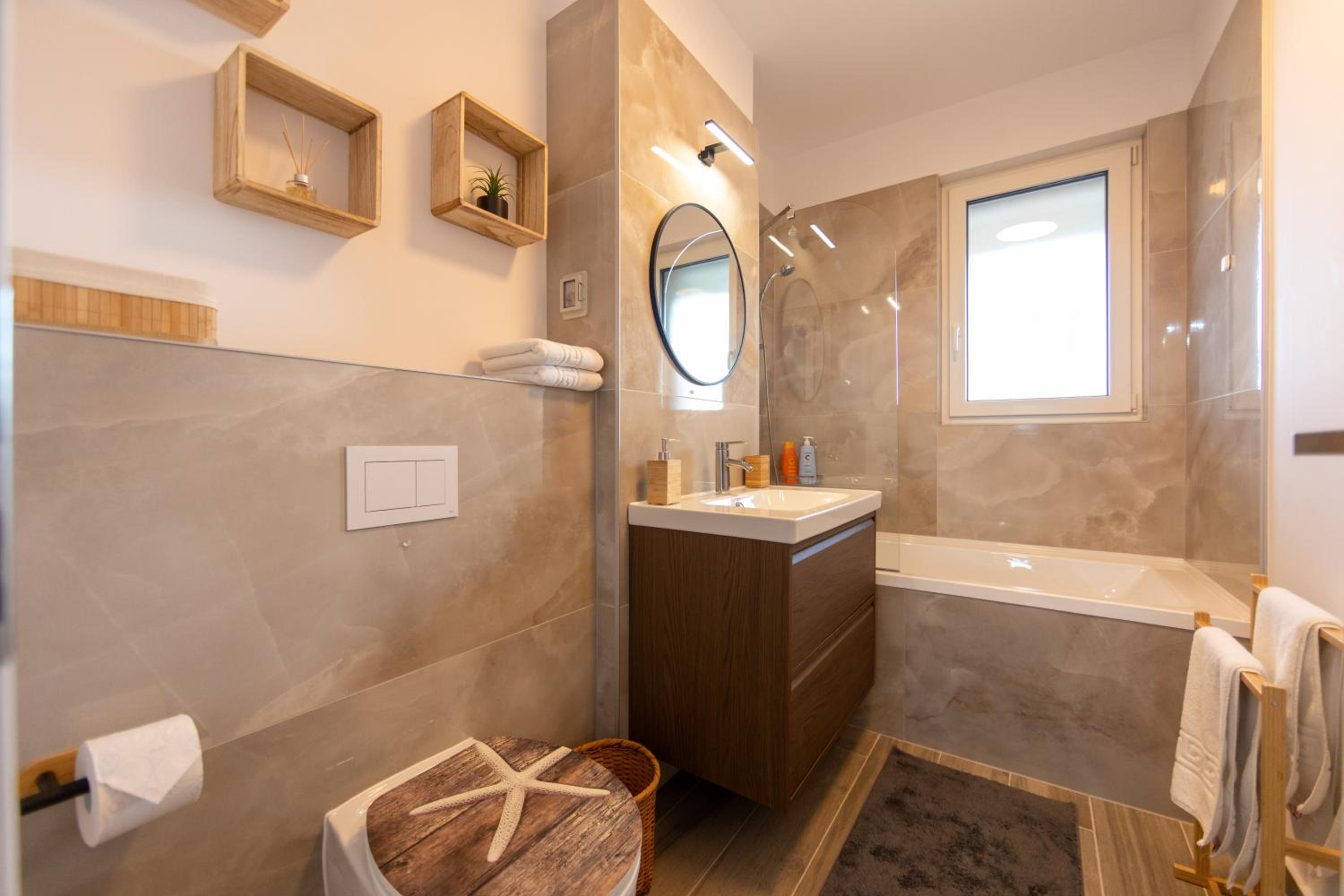 A & A Turquoise City View Apartment - By OpenHouse view 5
