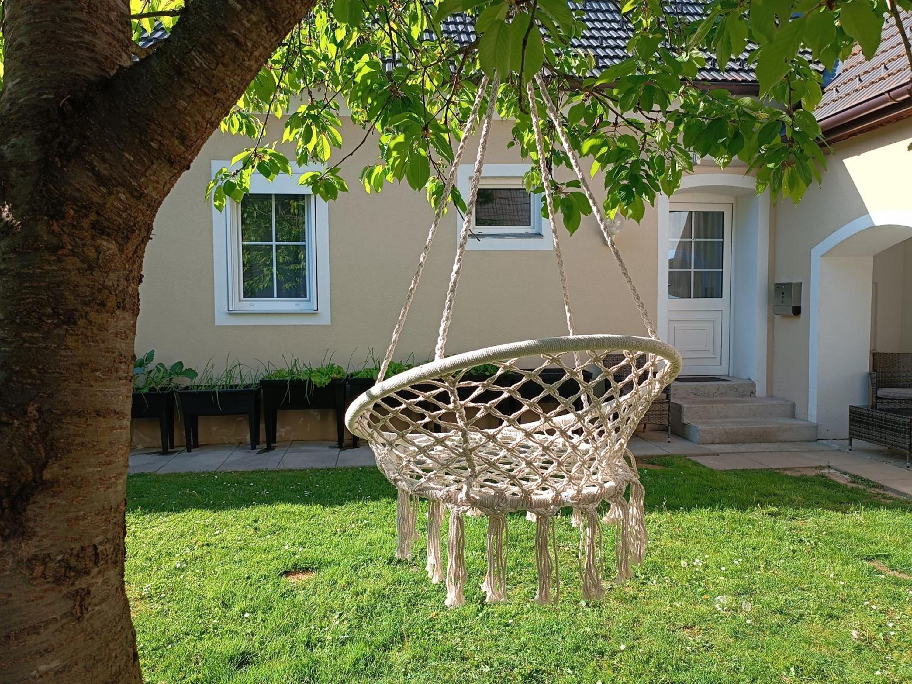 Edelsbacher Ferienhaus mit eigenen Garten