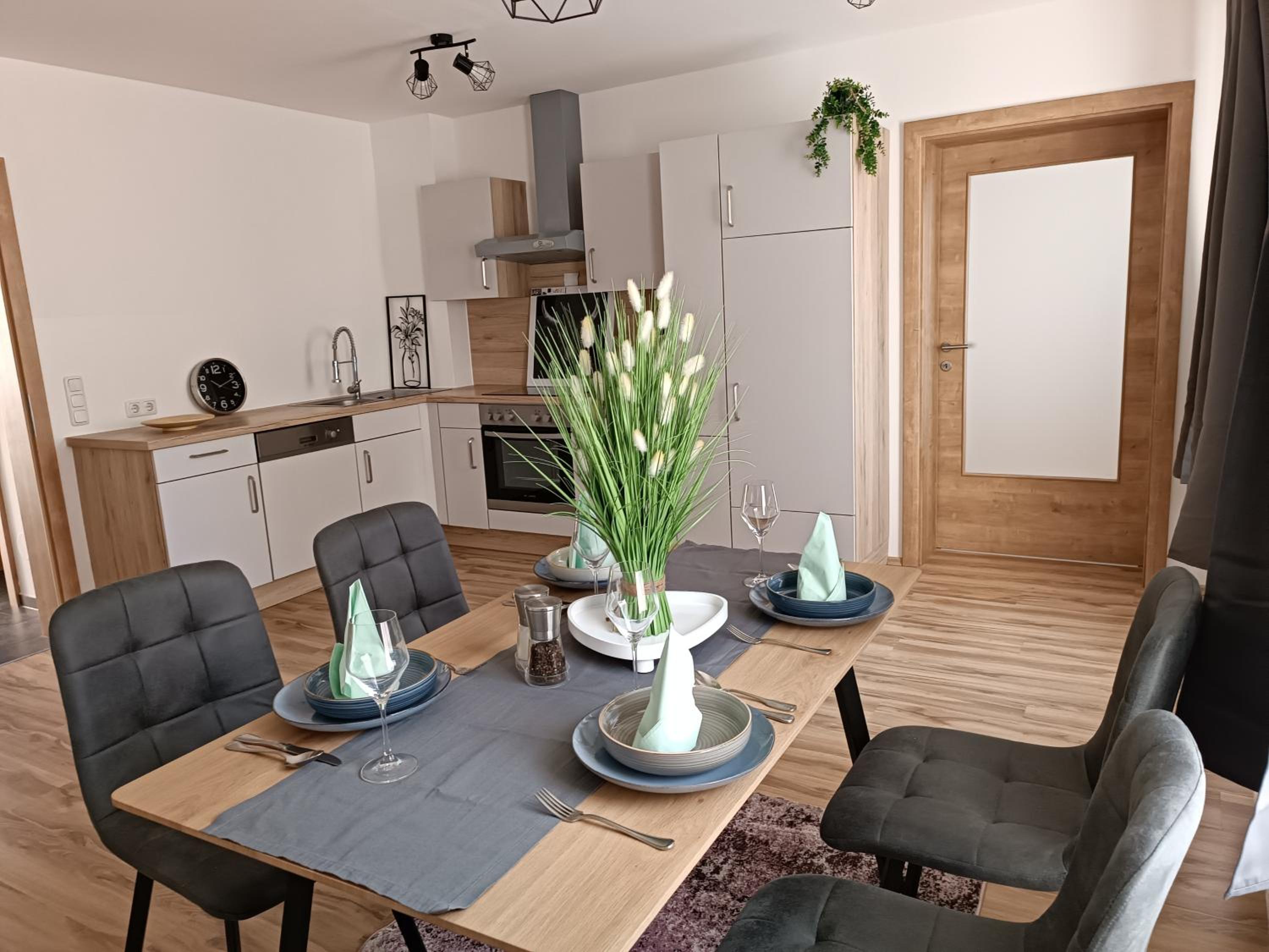 Edelsbacher Ferienhaus mit eigenen Garten