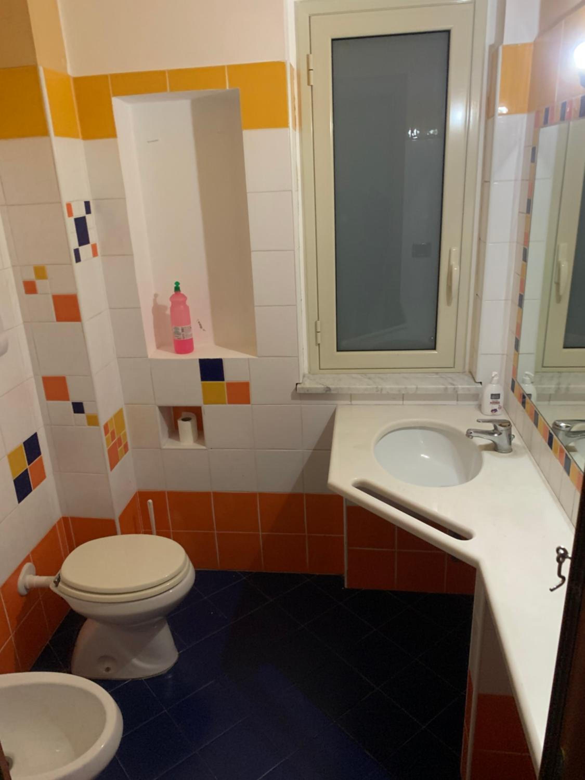 Il Marinaio en Messina — bathroom