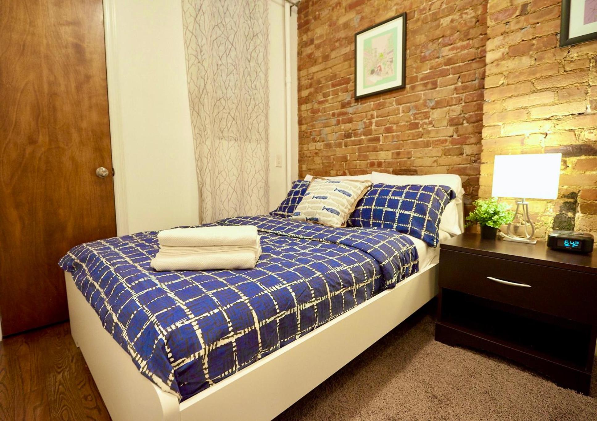 2 Bedroom Cozy Unit in Lower Manhattan