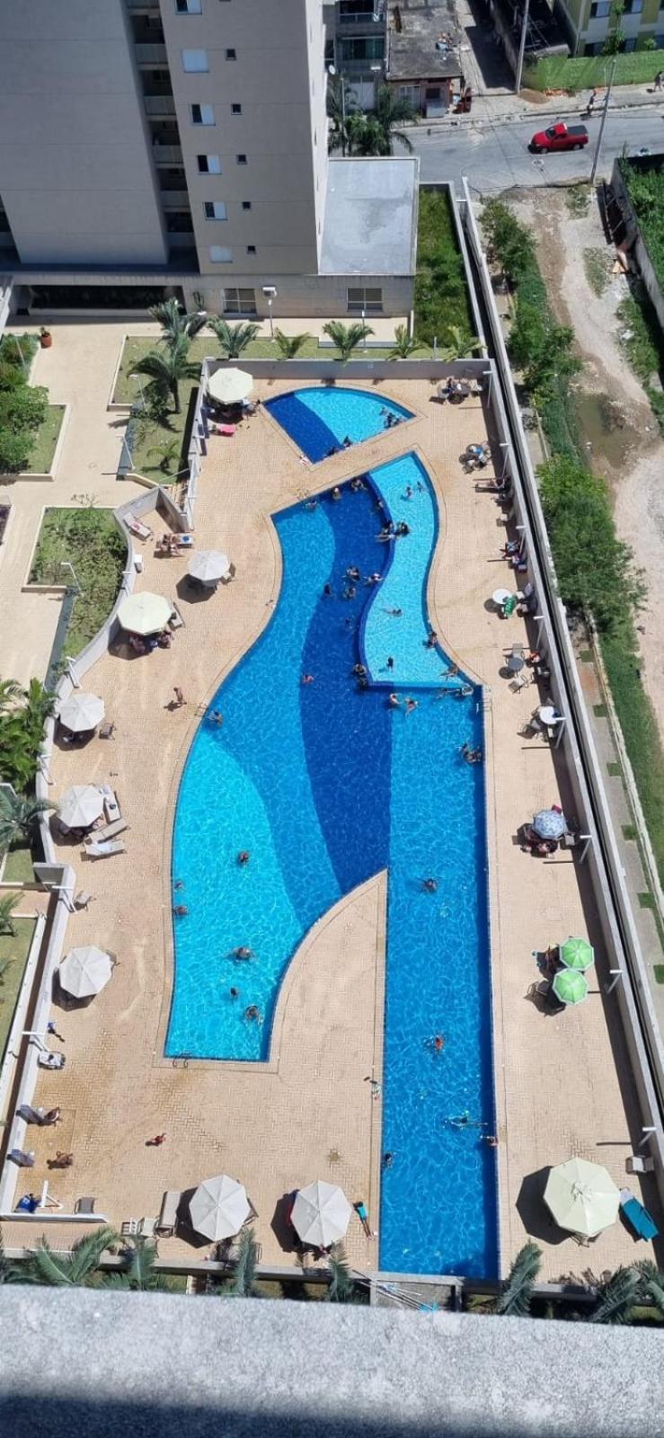 Apto Enseada Guarujá com Terraço Gourmet a 5 minutos da praia