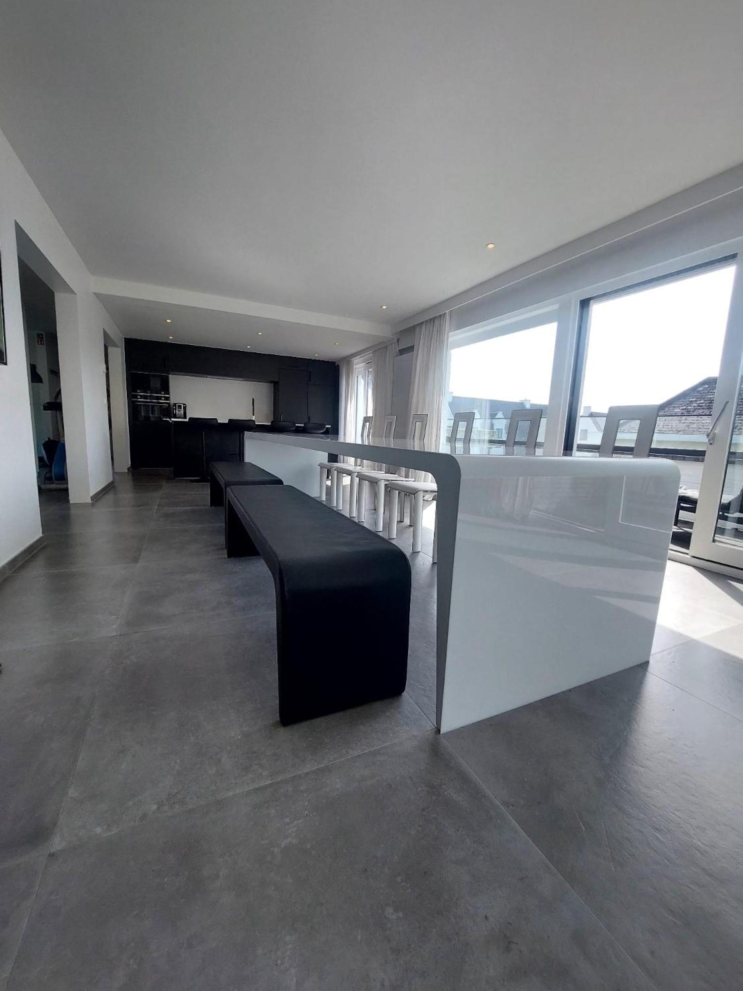 The White Villa