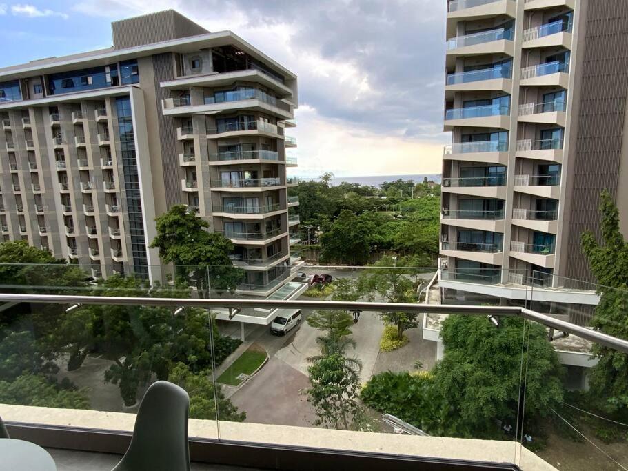 Ma Roberta - Luxurious Tambuli 2 Bed Room Unit view 4