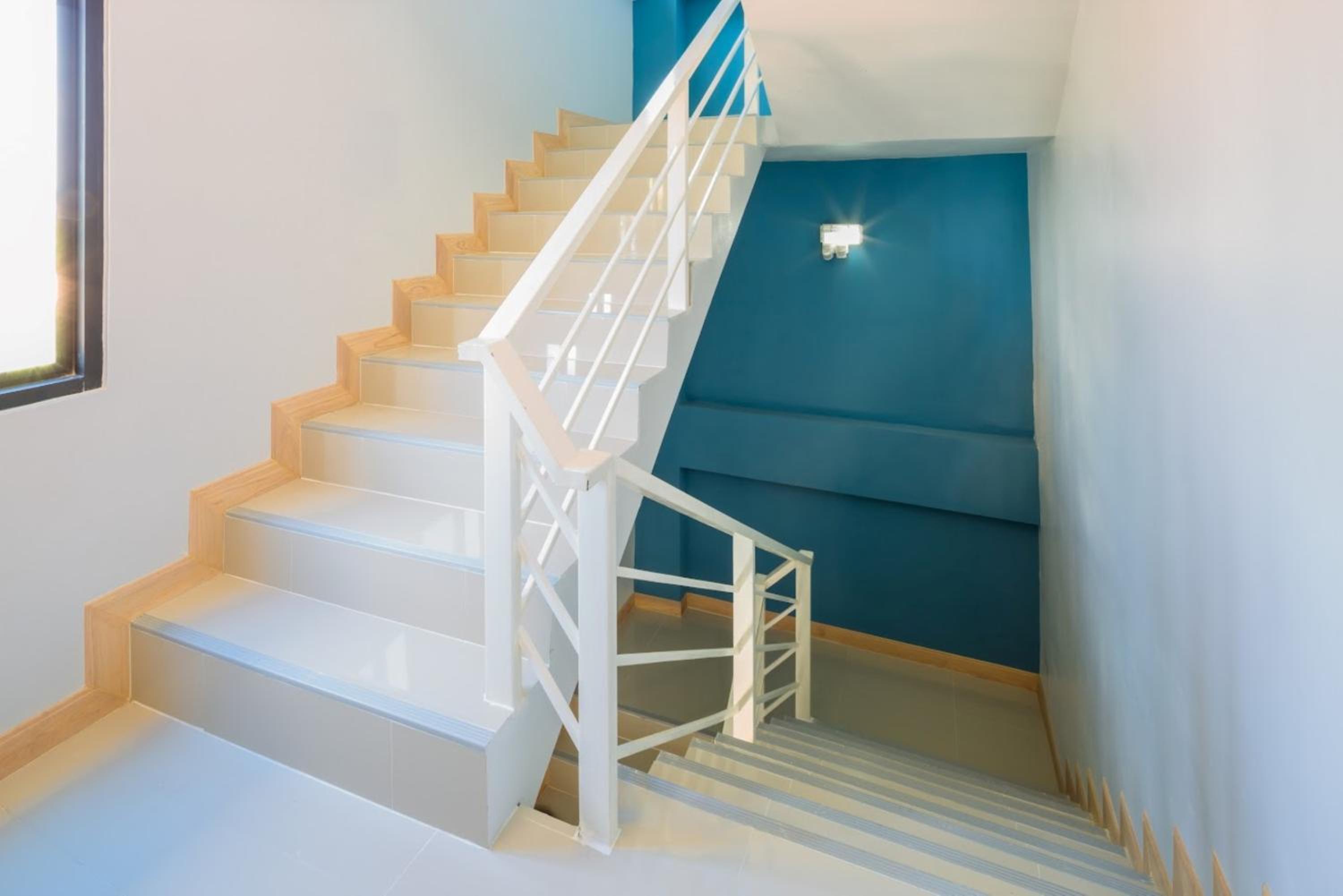 Chalong - Studio Service Apartment - Phoomjai
