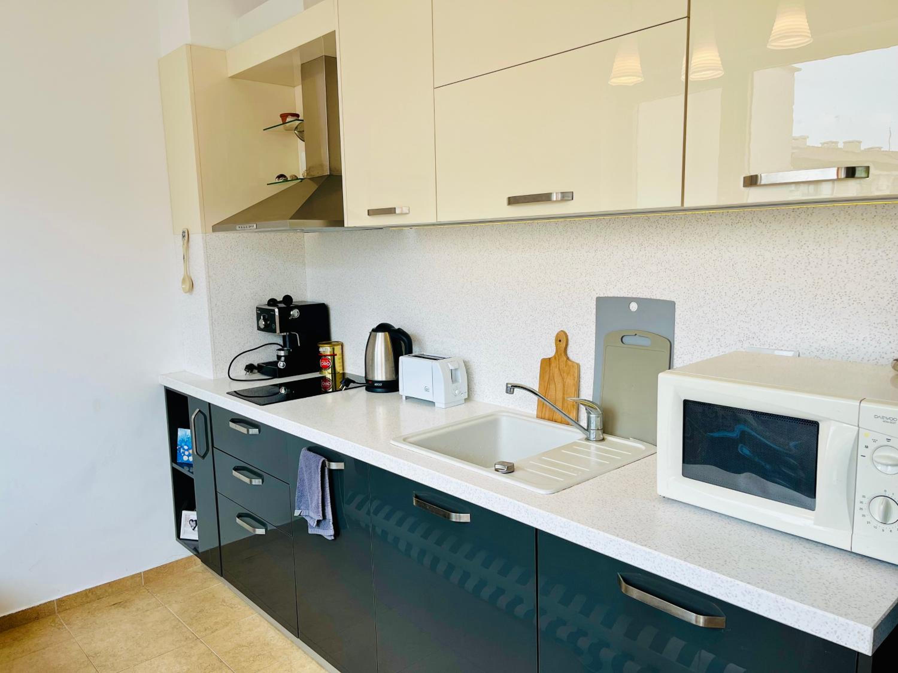 Studio Pomorie Tuthon