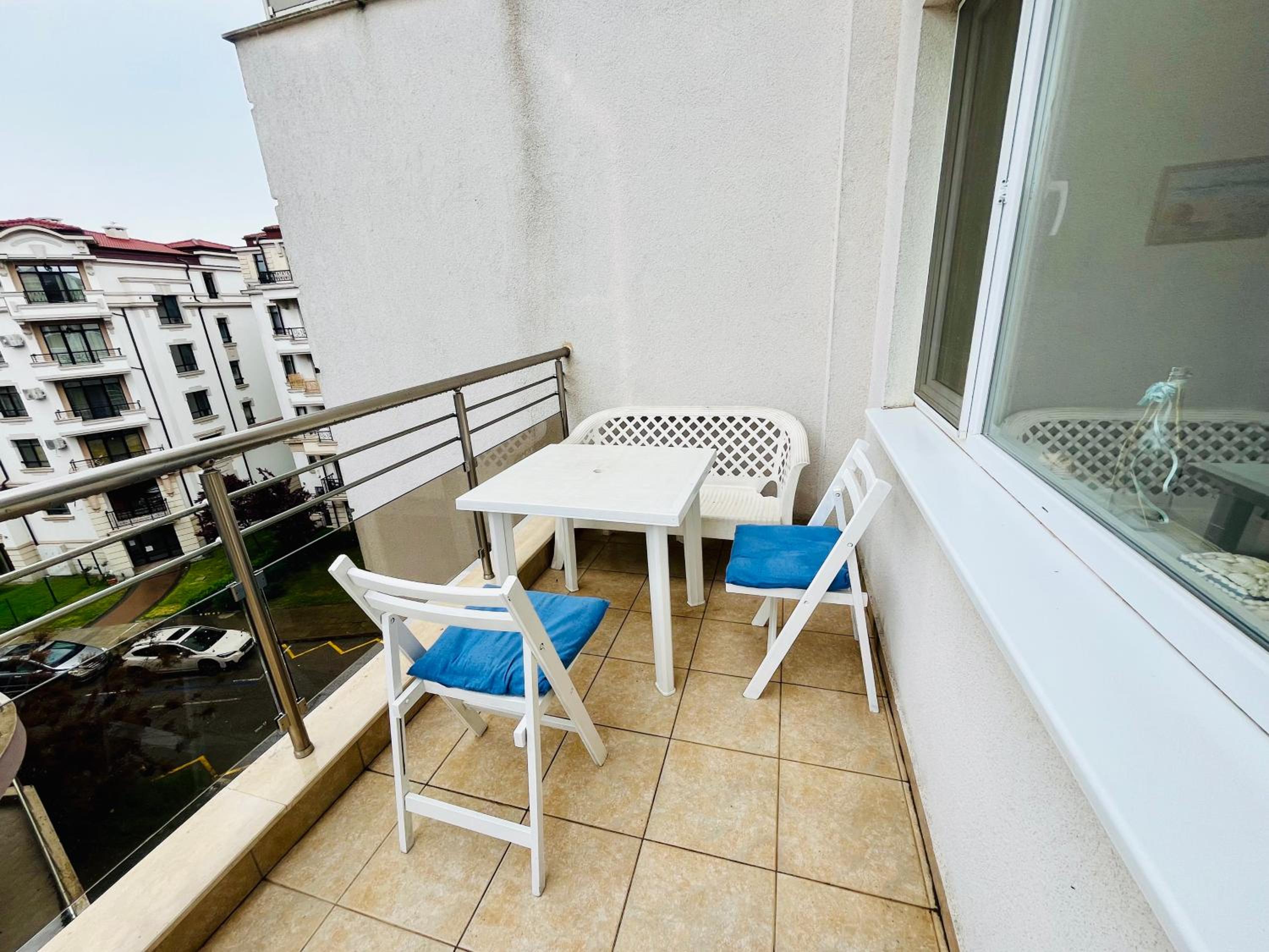 Studio Pomorie Tuthon