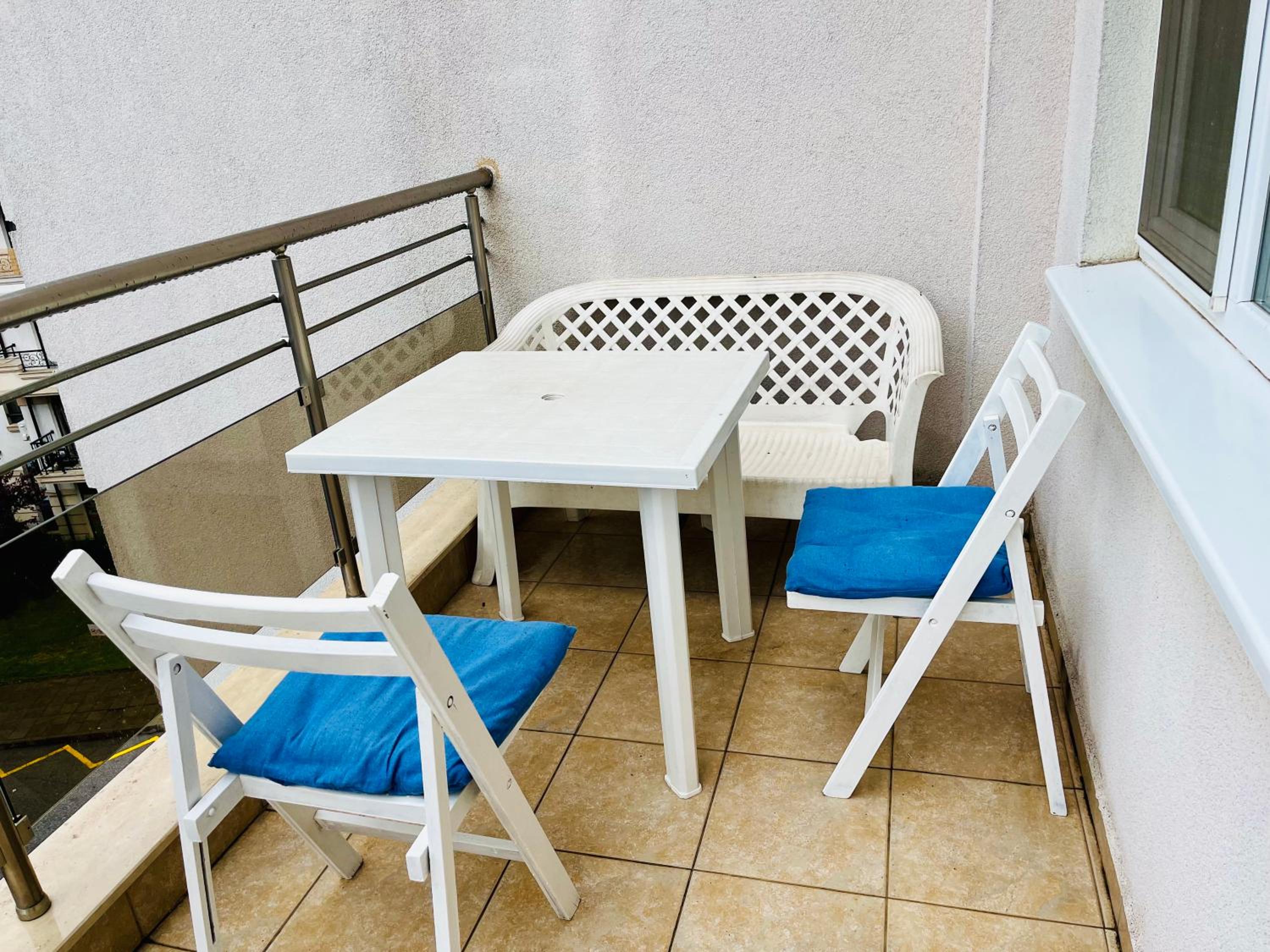 Studio Pomorie Tuthon