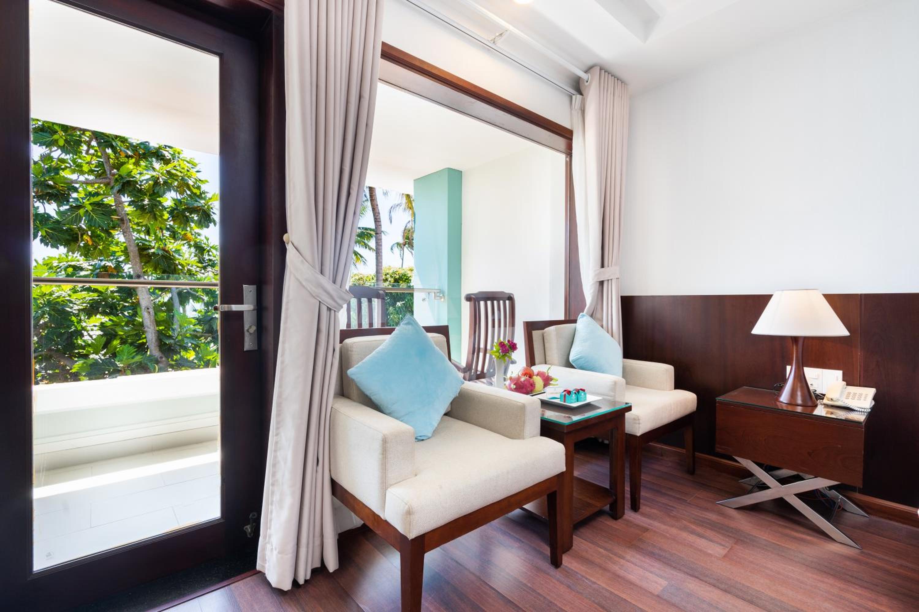 Hoang Ngoc Beach Resort
