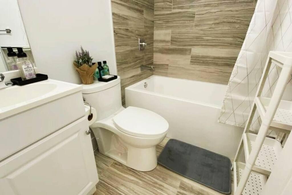 Two Bedroom Suite Burnaby Metrotown