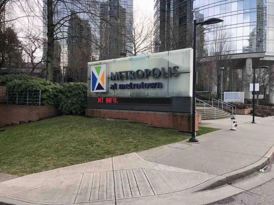Two Bedroom Suite Burnaby Metrotown
