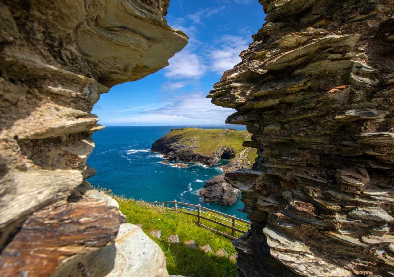 4 Bed in Tintagel oc-trev