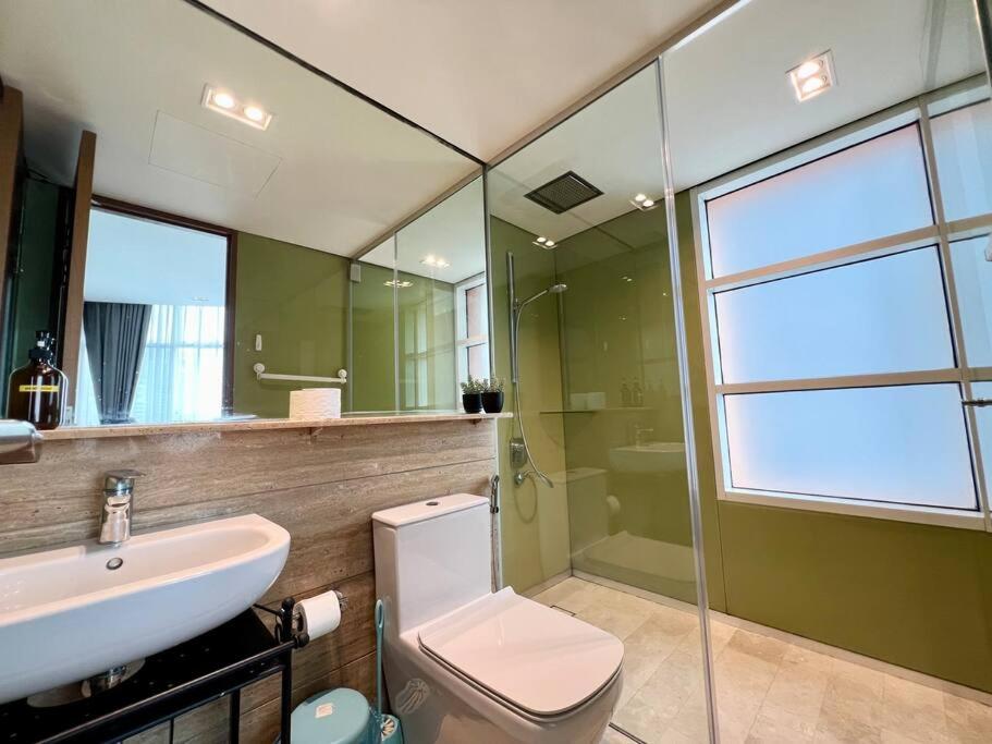 Sky Suites KLCC 2BR/2Bed/4Pax/FreeWi-Fi/8minKLCC