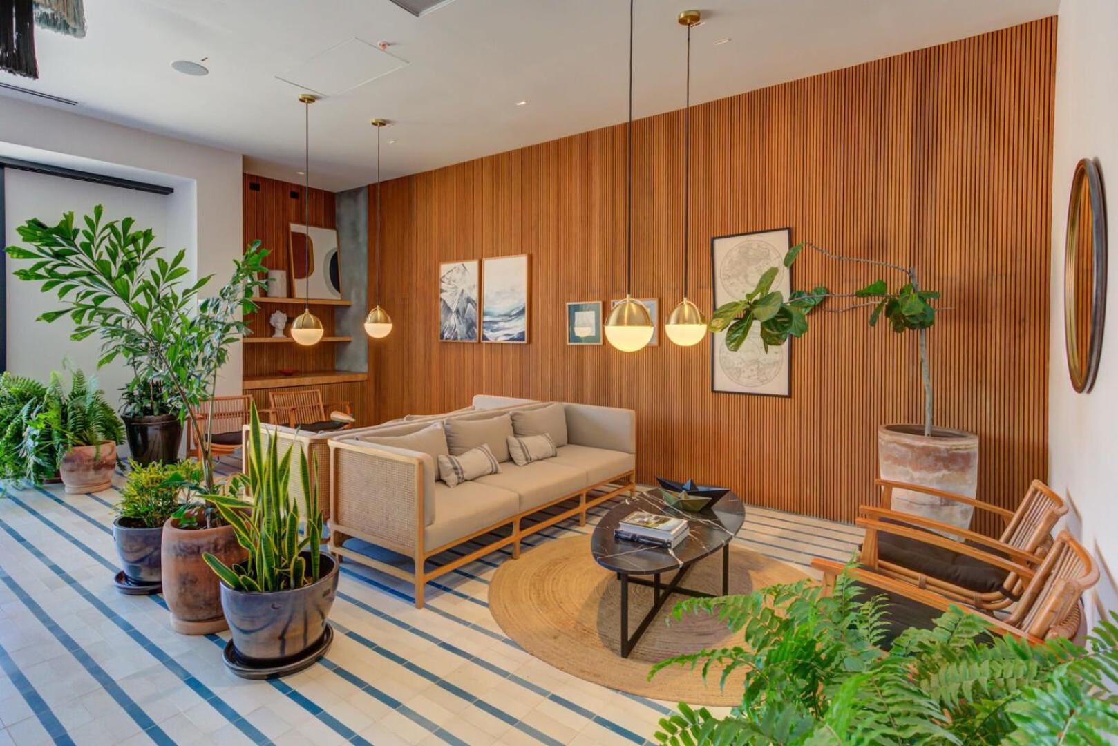 lounge